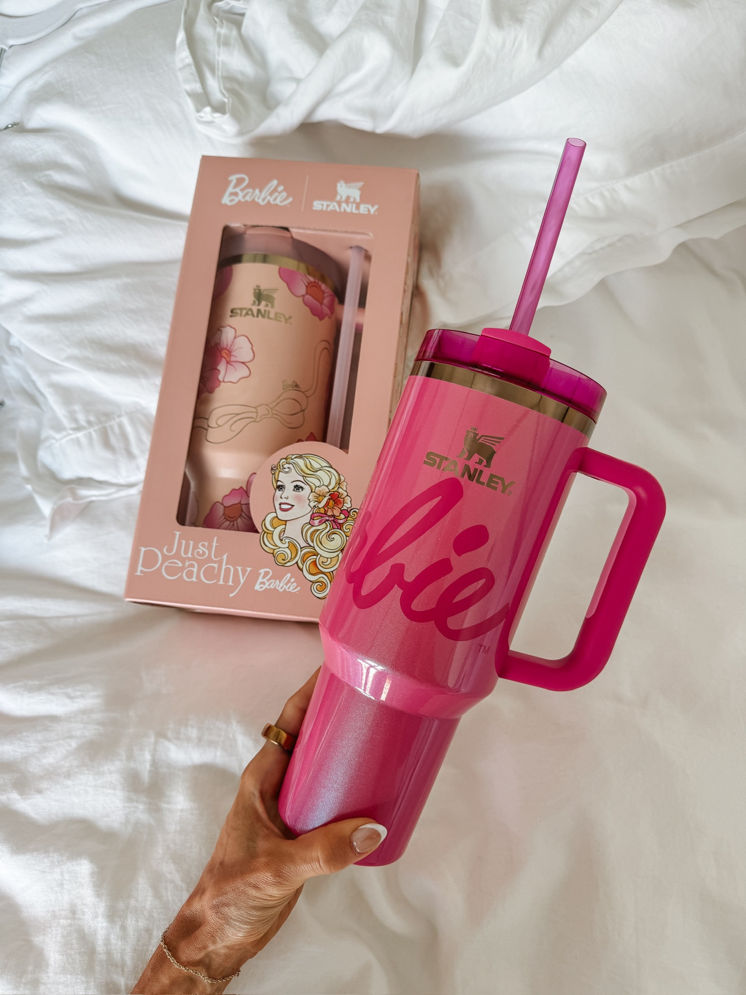 cutest new barbie quenchers from @stanley_brand 🩷
#stanleypartner 