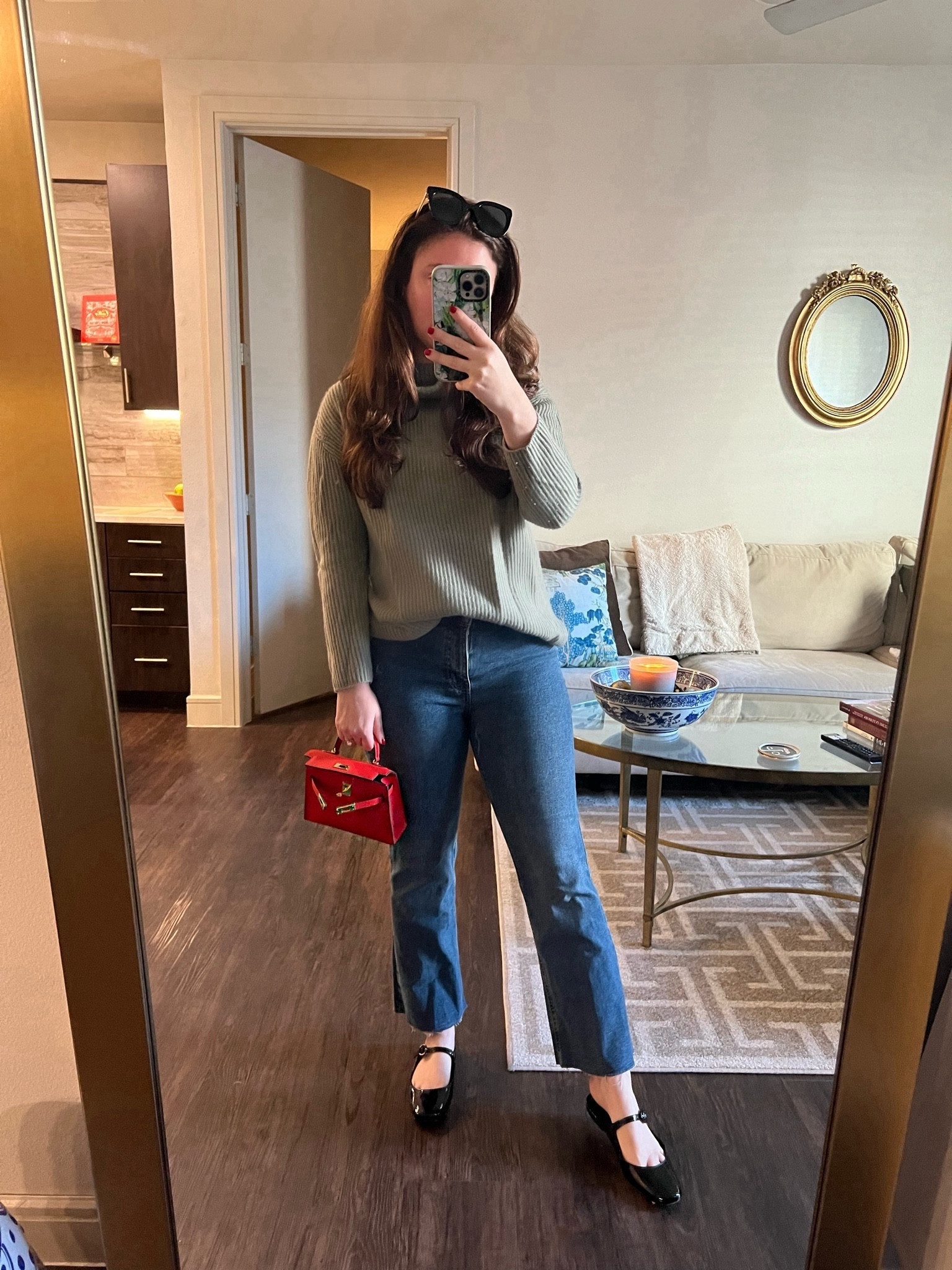 Still wearing red & green because Christmas is definitely not over for me ❤️

#LTKitbag #LTKshoecrush 

#LTKSeasonal