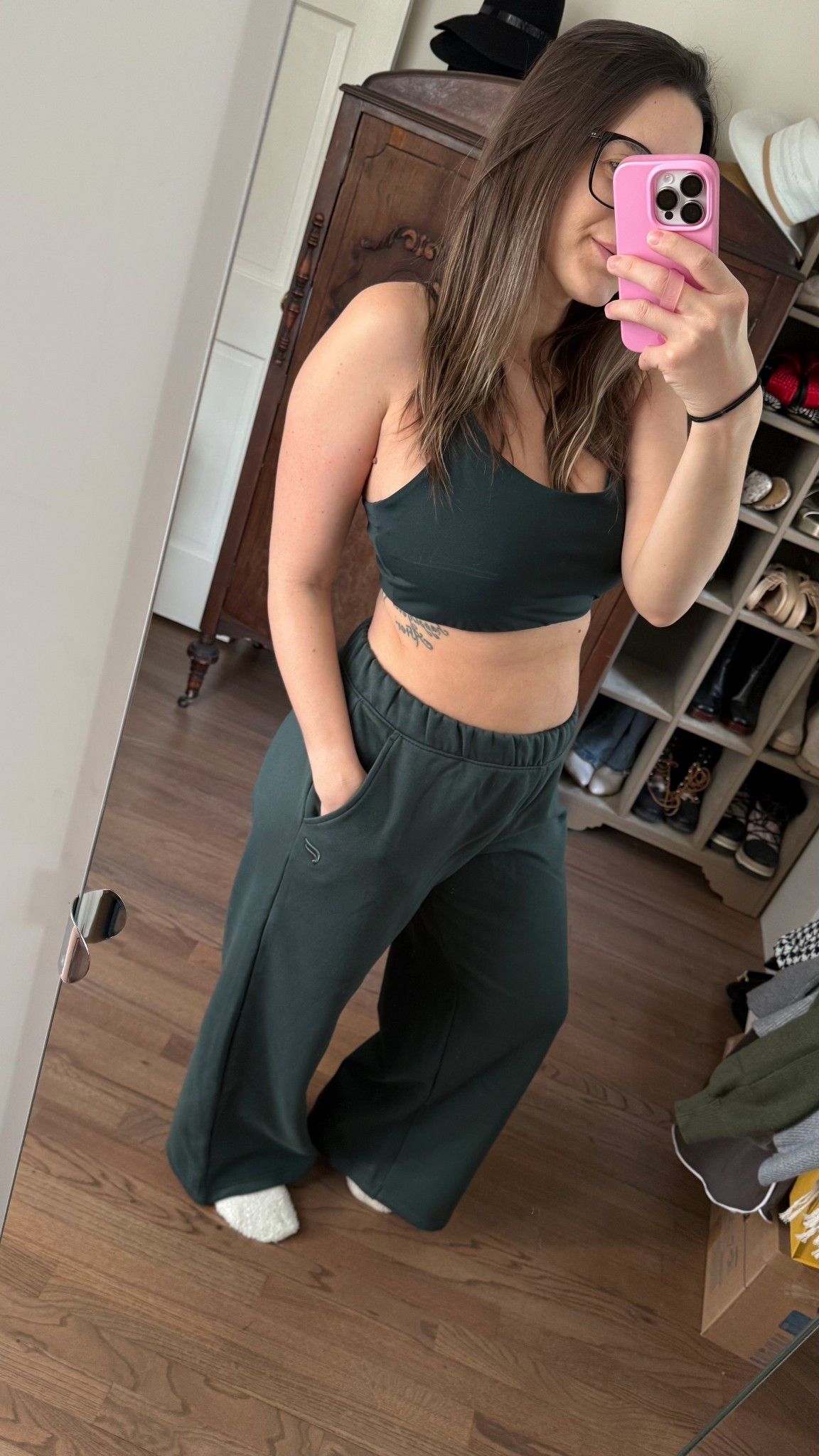 Everpine lounge set from fabletics! Wearing a size large in top and bottom! Perfect for postpartum days!

#LTKmomlife #LTKFindsUnder100 #LTKdayinmylife