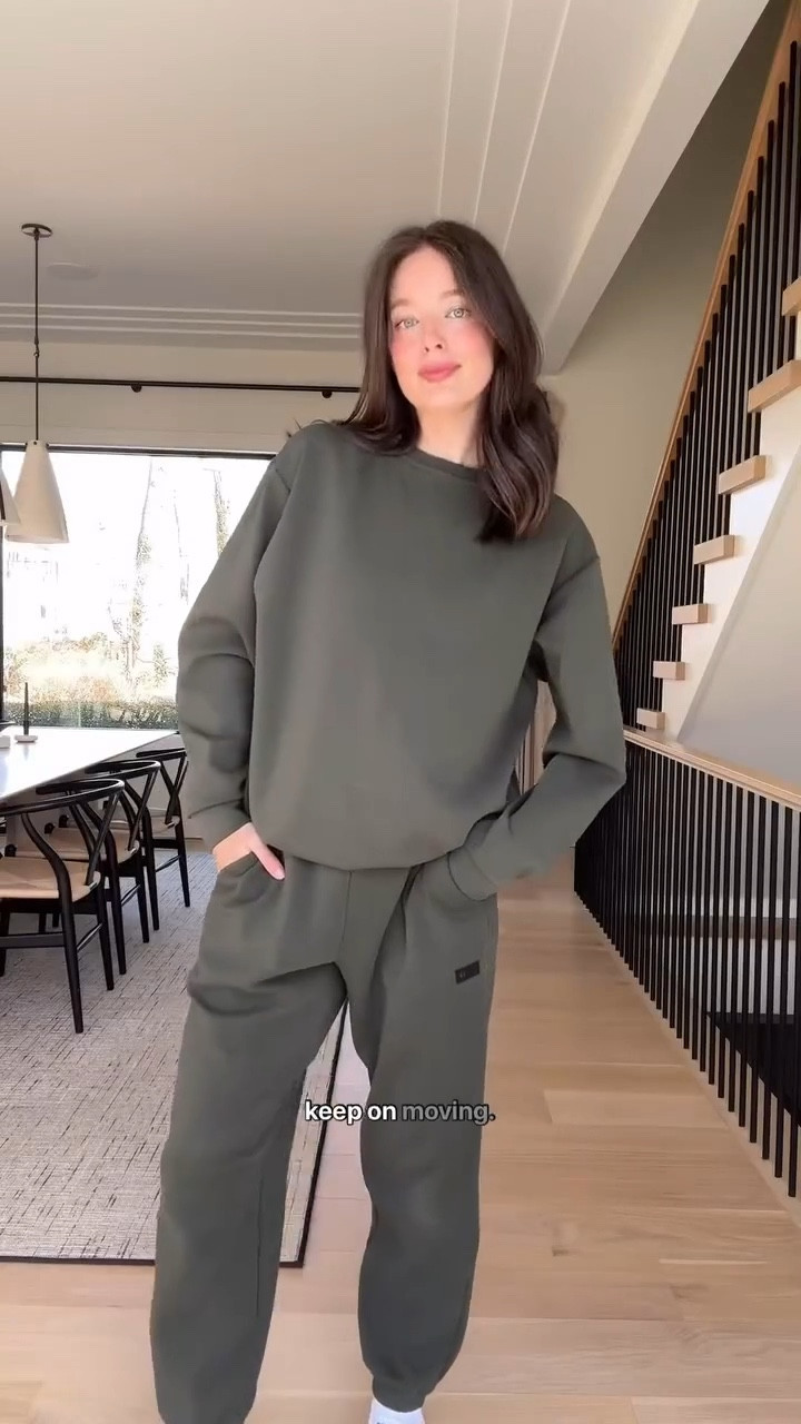 Being a mom isn’t my excuse not to move, it’s my reason to keep moving. 

#LTKActive #LTKWatchNow #LTKFindsUnder100