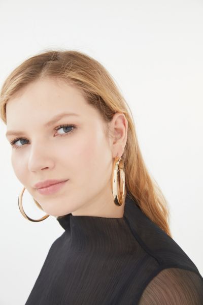 Fiona Large Flat Hoop Earring | Urban Outfitters (US and RoW)
