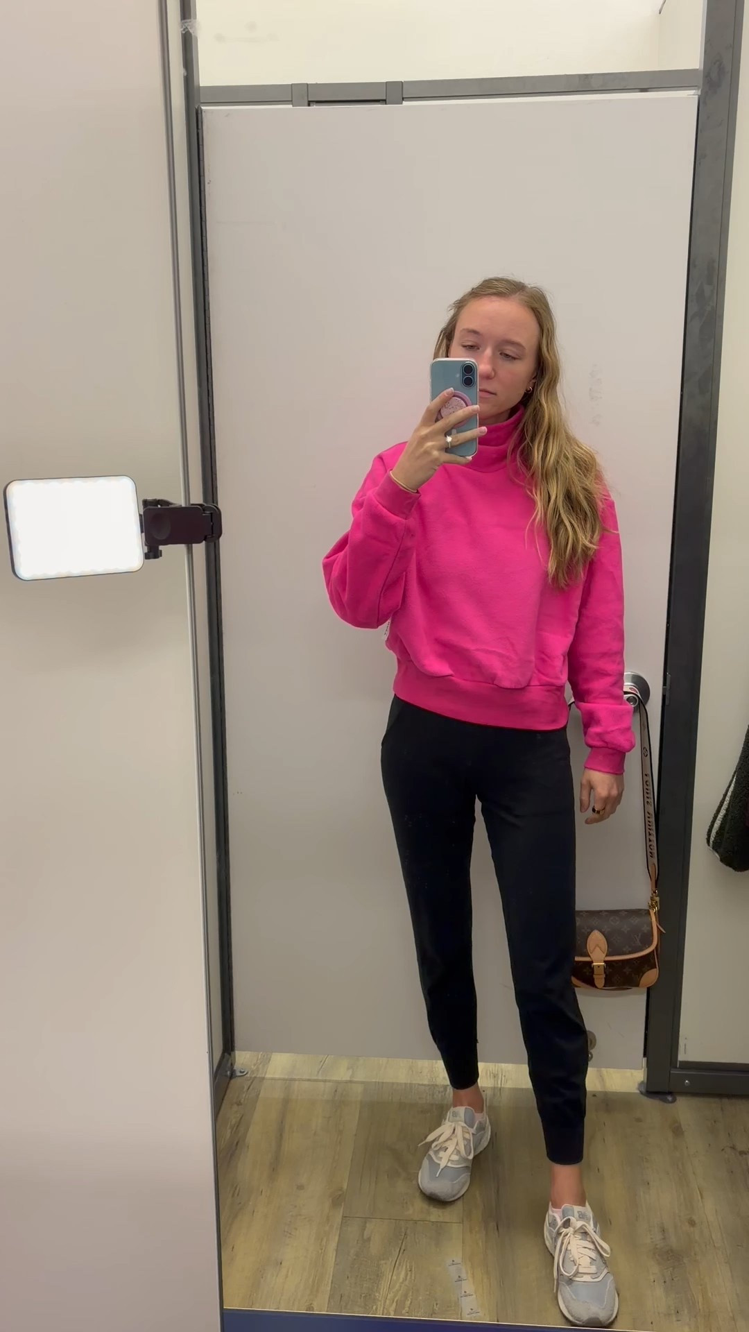 Great pop of color for this fleece! 