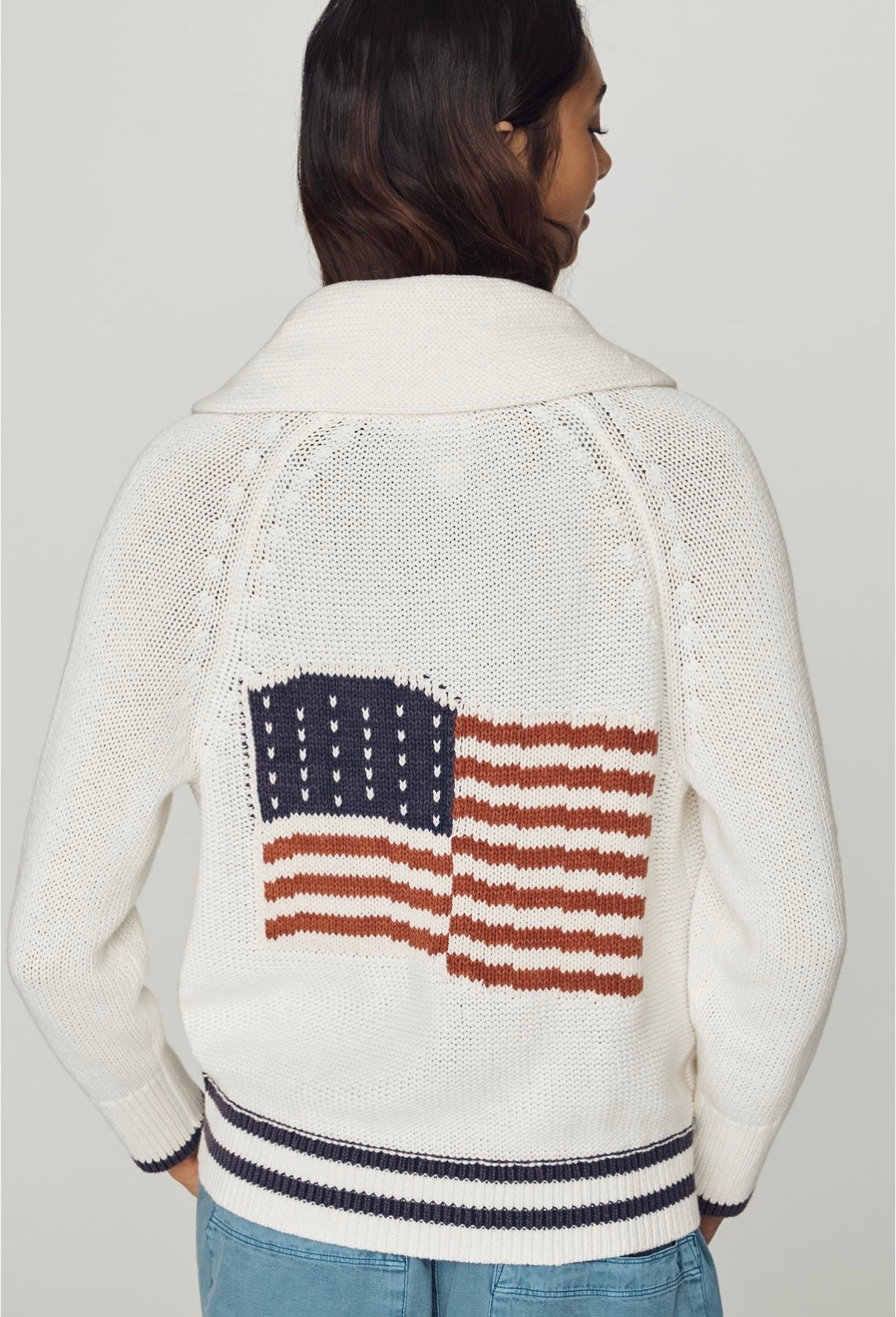 Maeve Lawson American Flag Cardigan

Anthropologie sale

#LTKSaleAlert #LTKootd #LTKgrwm