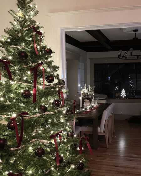Christmas decor, holiday, Christmas, tree, lights, dining room, living room, ornaments, ribbon, beads
Amazon, Target, Wayfair 

#LTKhome #LTKSeasonal #LTKHoliday