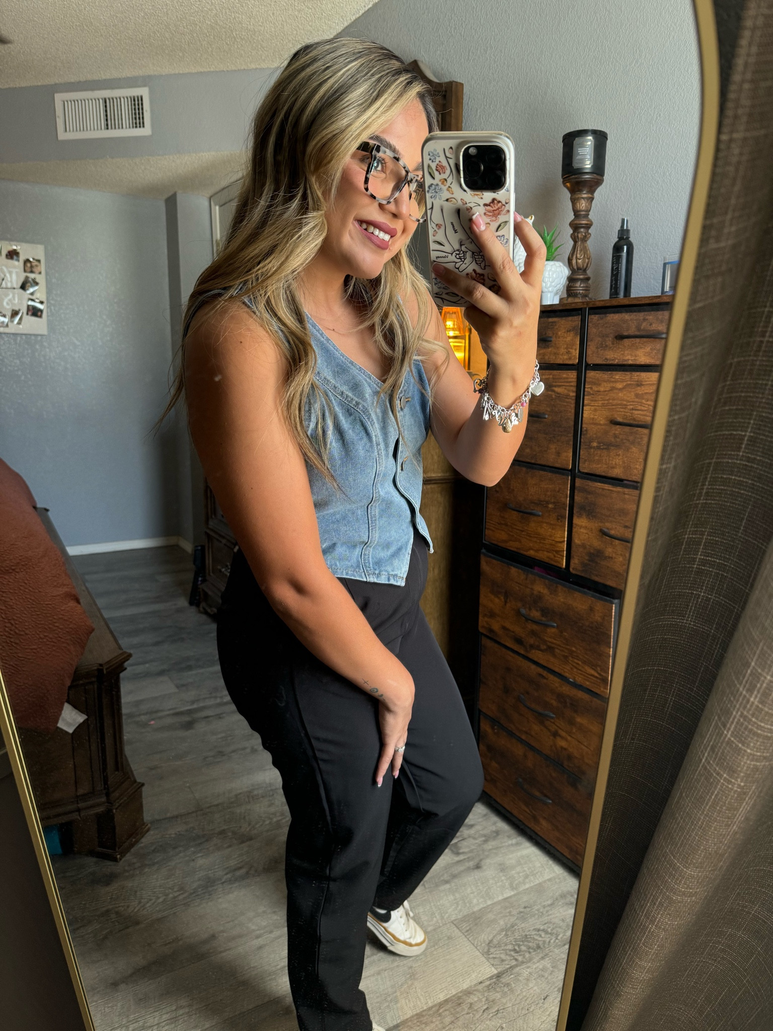 OOTD 🖤

#LTKBeauty #LTKStyleTip #LTKFindsUnder50