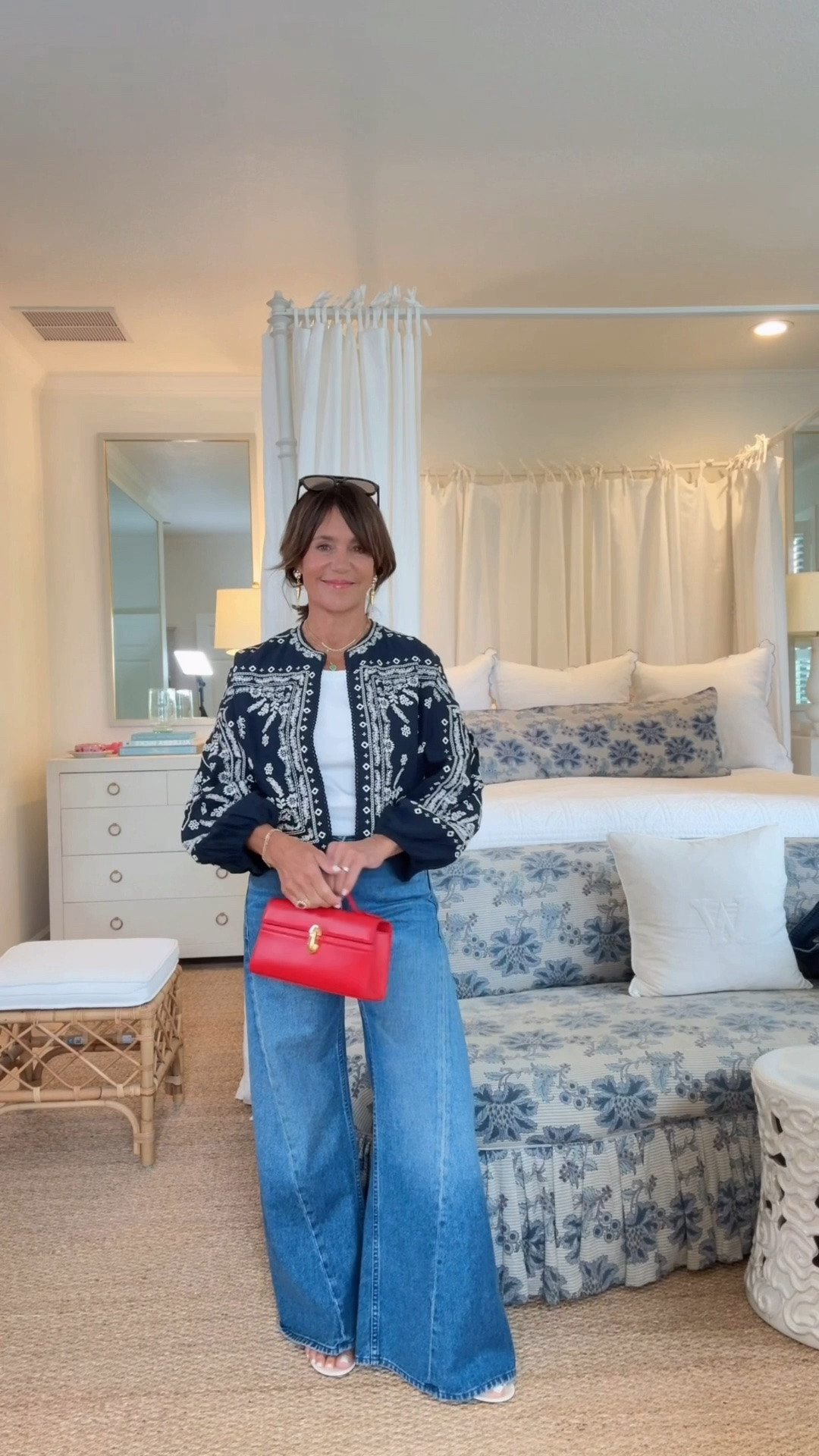 The NEW jean that keeps selling out!! I have the inside scoop: these are the new IT jean and everyone who tries it on - buys it 🎉✨

✔️modern and cool 
✔️leg lengthening 
✔️comfortable 
✔️every shoe works

So good - I’ve bought 3 pairs!!! This pair elevates every outfit you wear, from basic tanks and tees to blouses and sweaters. 

Also available in regular and petite lengths! 🌟 I’m wearing my usual size - 27, petite.

#LTKOver40 #LTKgrwm #LTKootd