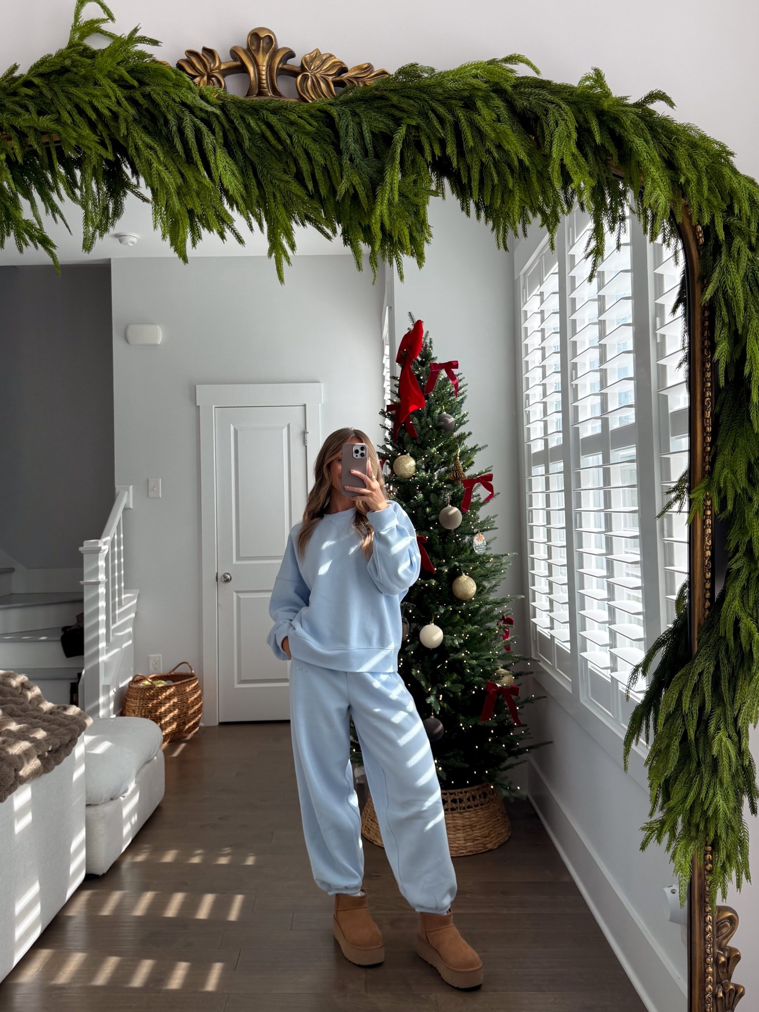 Aerie sweat set — wearing a M in both!

#LTKHoliday