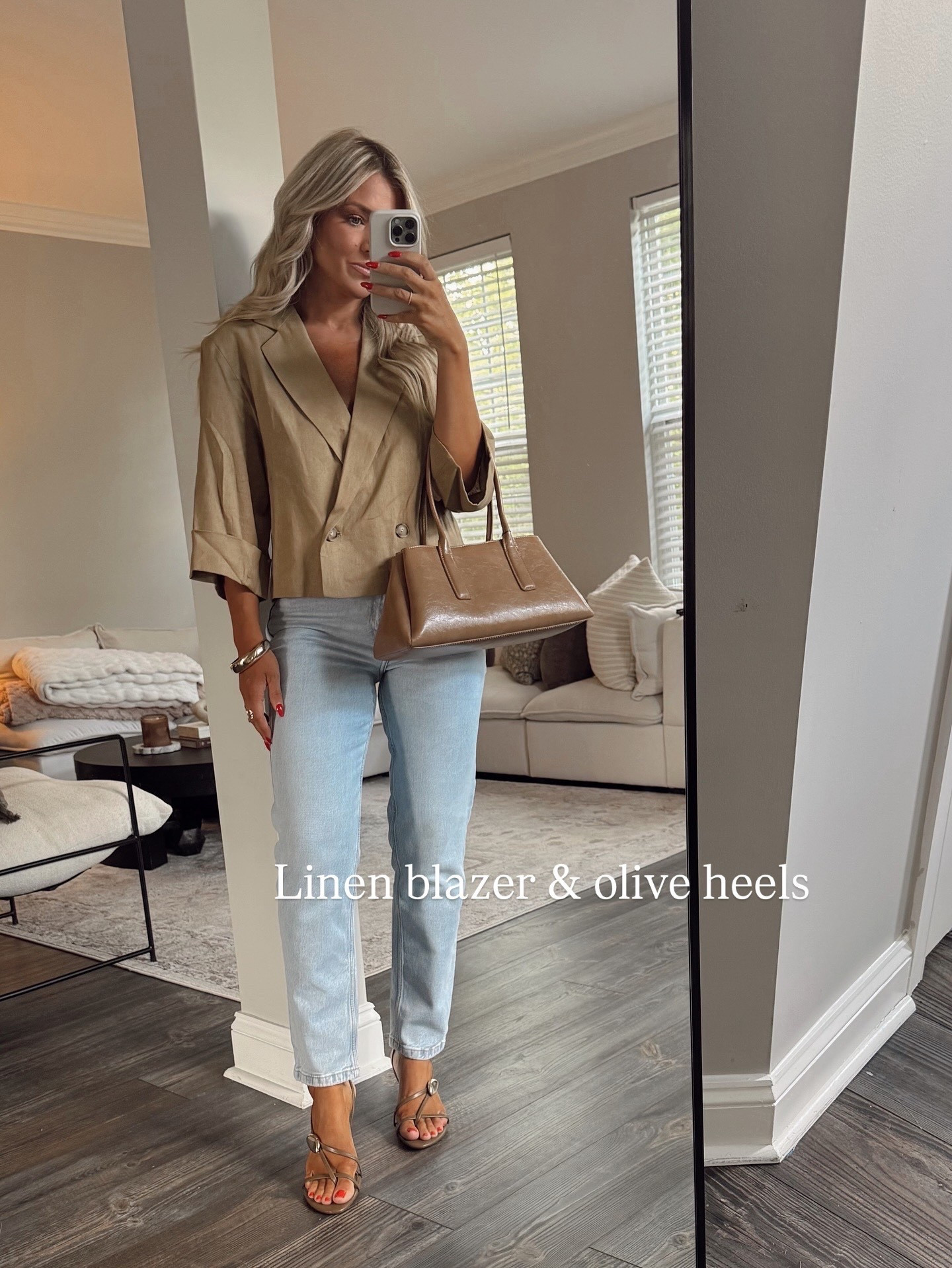 Love this look for a date night look 

#LTKSeasonal #LTKFindsUnder100 #LTKStyleTip