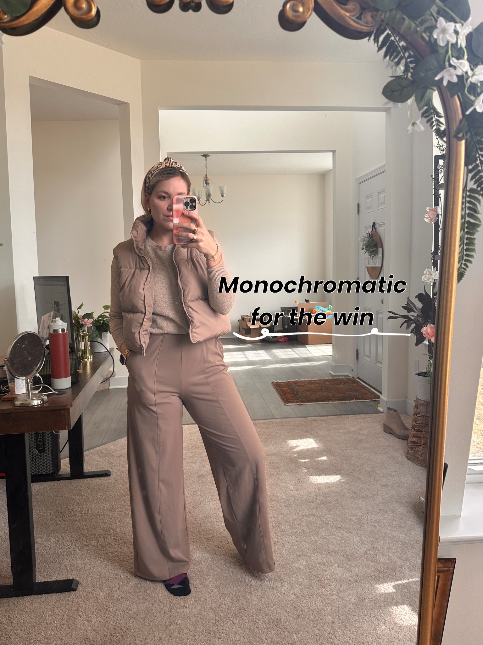 Monochromatic tan and brown outfit for warm autumn color palettes

#LTKFindsUnder50 #LTKSpringSale #LTKTravel