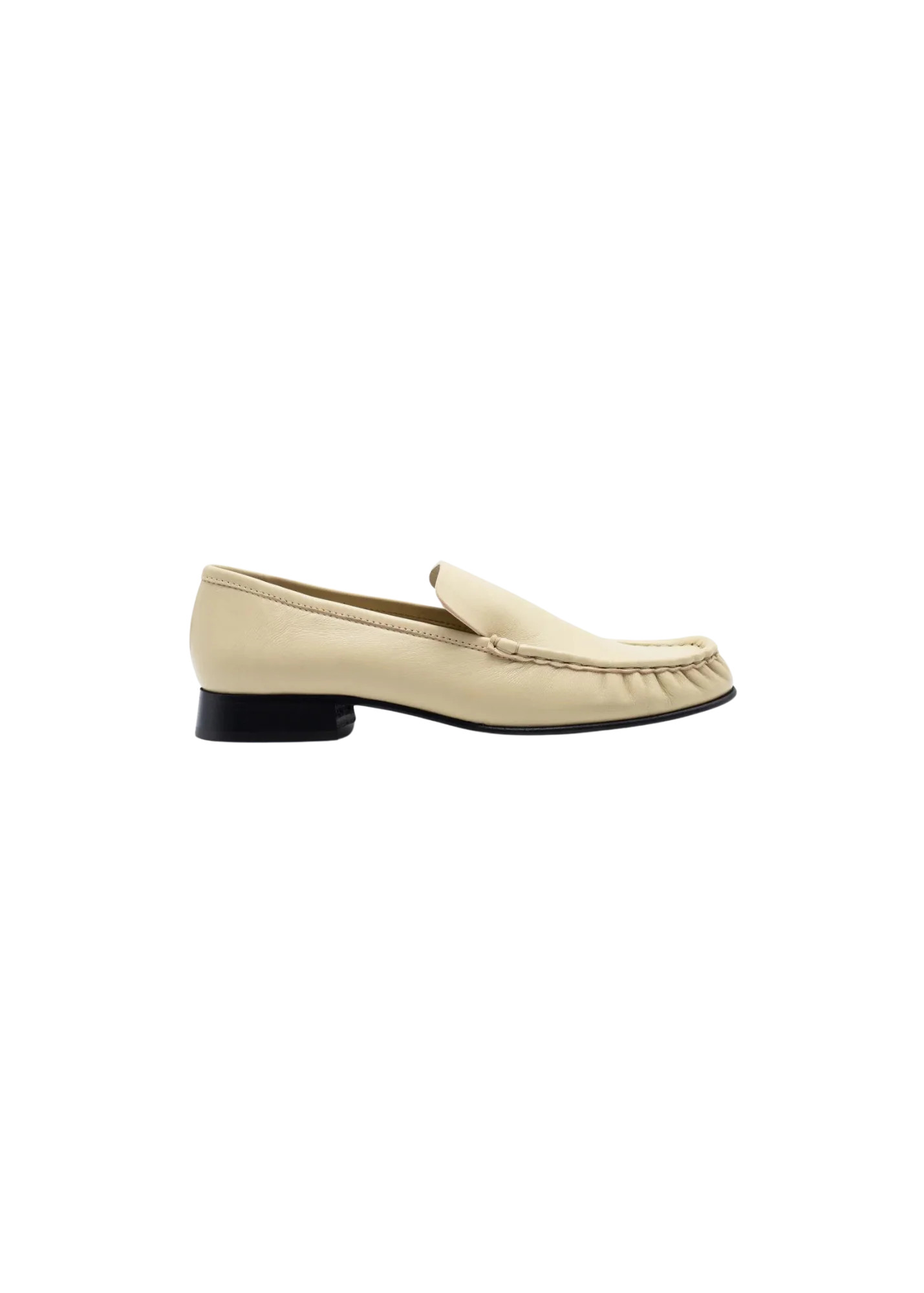 Bodil Nappa Loafers in Cream | MODISTE