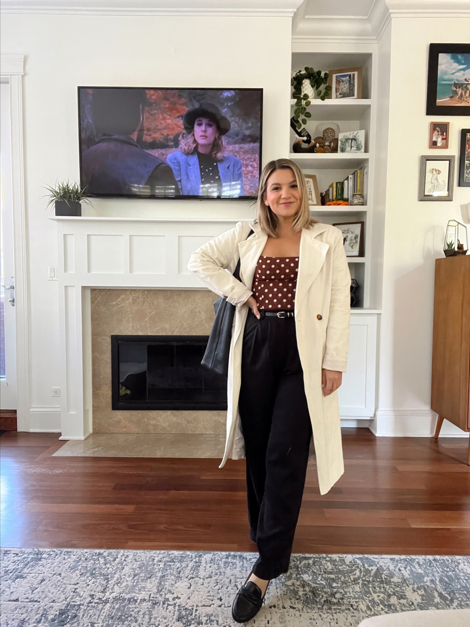 When Harry Met Sally outfit, Meg Ryan fall
Jacket - XS (female founded biz!)
Top - size 4
Trousers - regular runs TTS, petite runs a little small. I’m in petite 4
Loafers - runs a little small, size up half size

#LTKworkwear #LTKHalloween #LTKSeasonal
