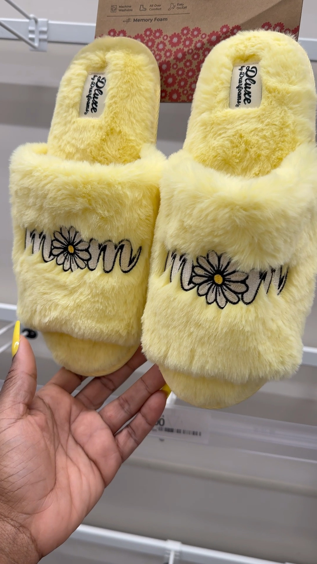 How cute are these slippers for Mother’s Day 🌼 the yellow is so pretty and fun 

#LTKmomlife #LTKMothersDay #LTKSeasonal