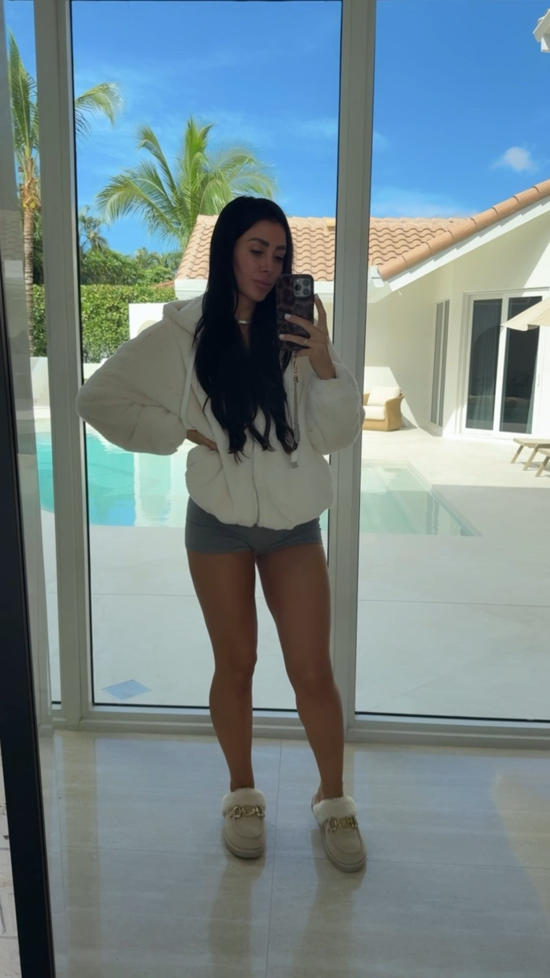 This cozy collection is everything.  And the shoes are the cutest and feel so elevated with the gold buckle. 
Use my code JENNIFERS35 for 35% off sitewide! 

Vici collection 
Wearing size small 




#LTKFindsUnder100 #LTKFallSale #LTKSaleAlert