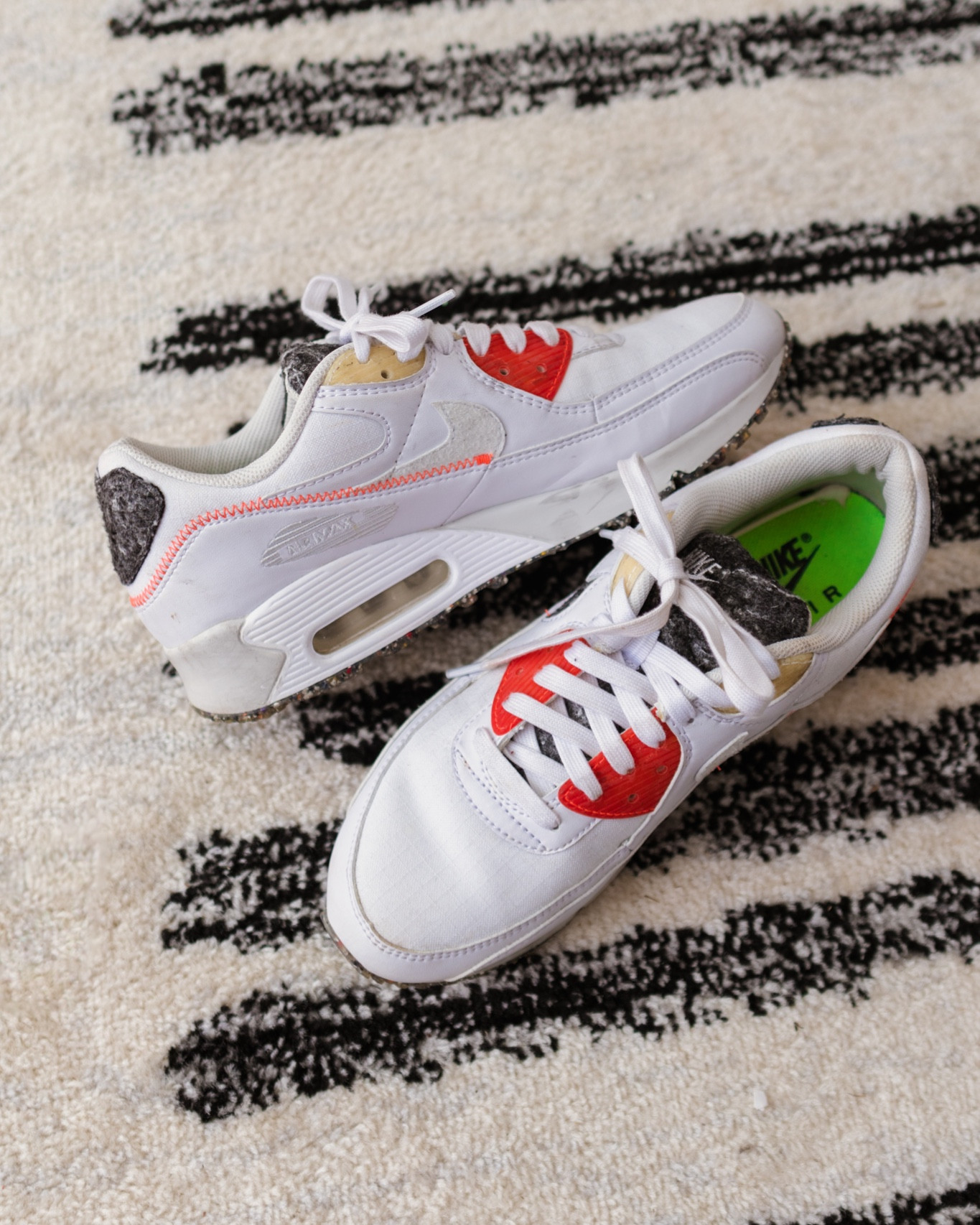 Nike Air Max Day is otw 3.26 and I’m pulling out my faves. 

This color way is NLA but there are some other great options to choose from. 



#LTKstyletip #LTKshoecrush