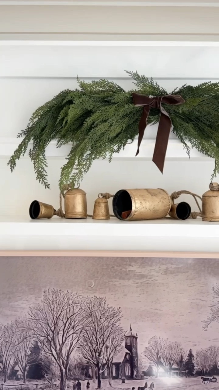 Neutral glittering gold & white Christmas 

#LTKSeasonal #LTKHome #LTKHoliday