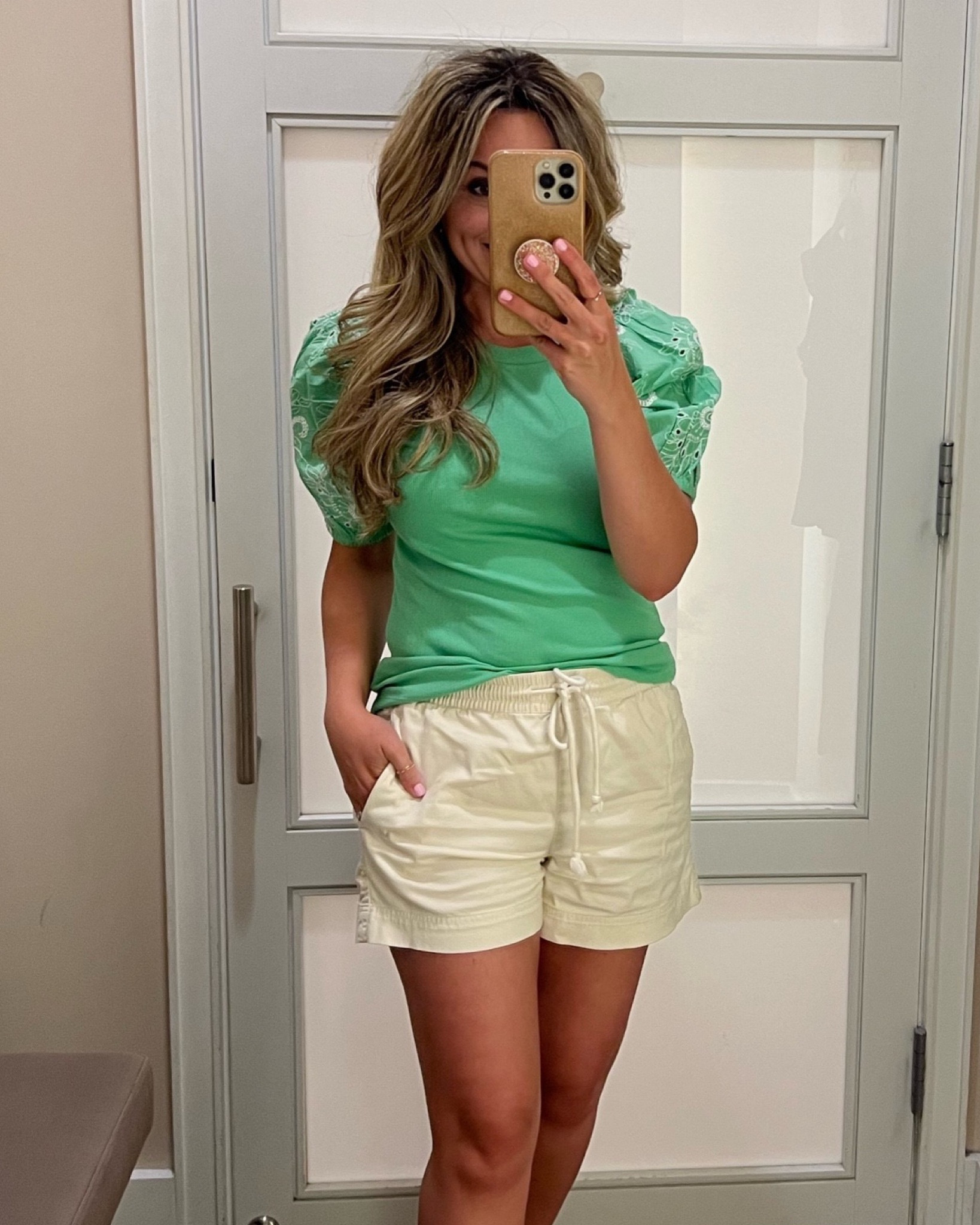 Cute summer top, love the puff sleeves🤩 Would look great with white wide leg pants. I’m wearing size XS for reference 

#LTKFind #LTKworkwear #LTKSeasonal