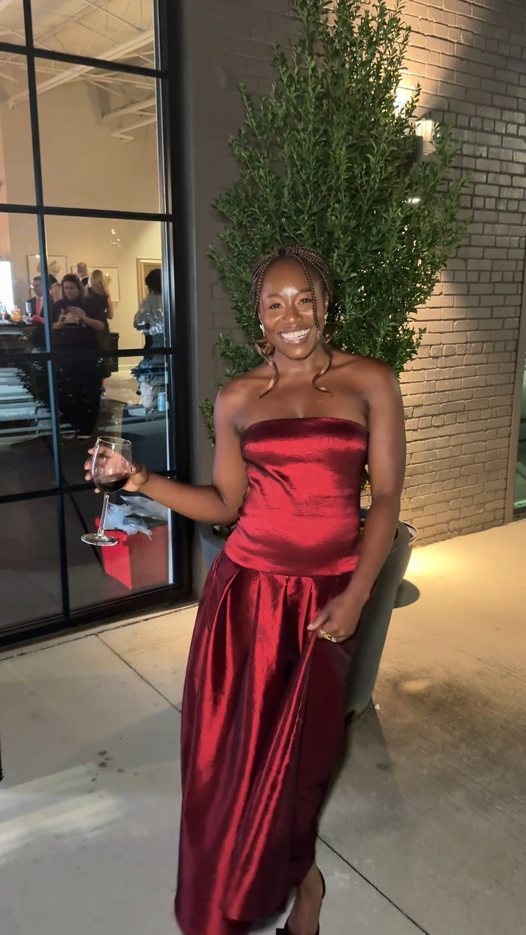 What I wore to the dress for success charlotte gala, fall wedding, winter wedding, Christmas ball, Christmas party, holiday formal 



#LTKHoliday #LTKSeasonal #LTKWedding
