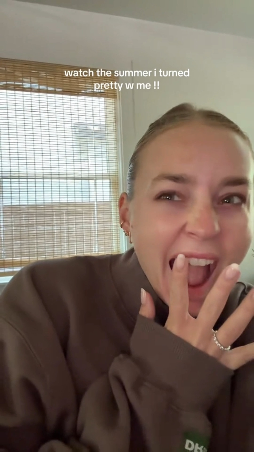 take me to cousins to talk some sense into belly bc wtf was that! #tsitp

wearing the new daily drills fleece vintage crew in coco 😍🤎🍫🧸

#LTKStyleTip #LTKSeasonal #LTKActive