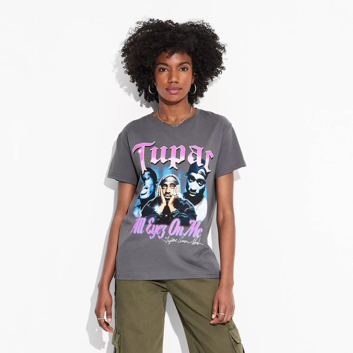 Women's Tupac All Eyes on Me Short Sleeve Graphic T-Shirt - Gray | Target
