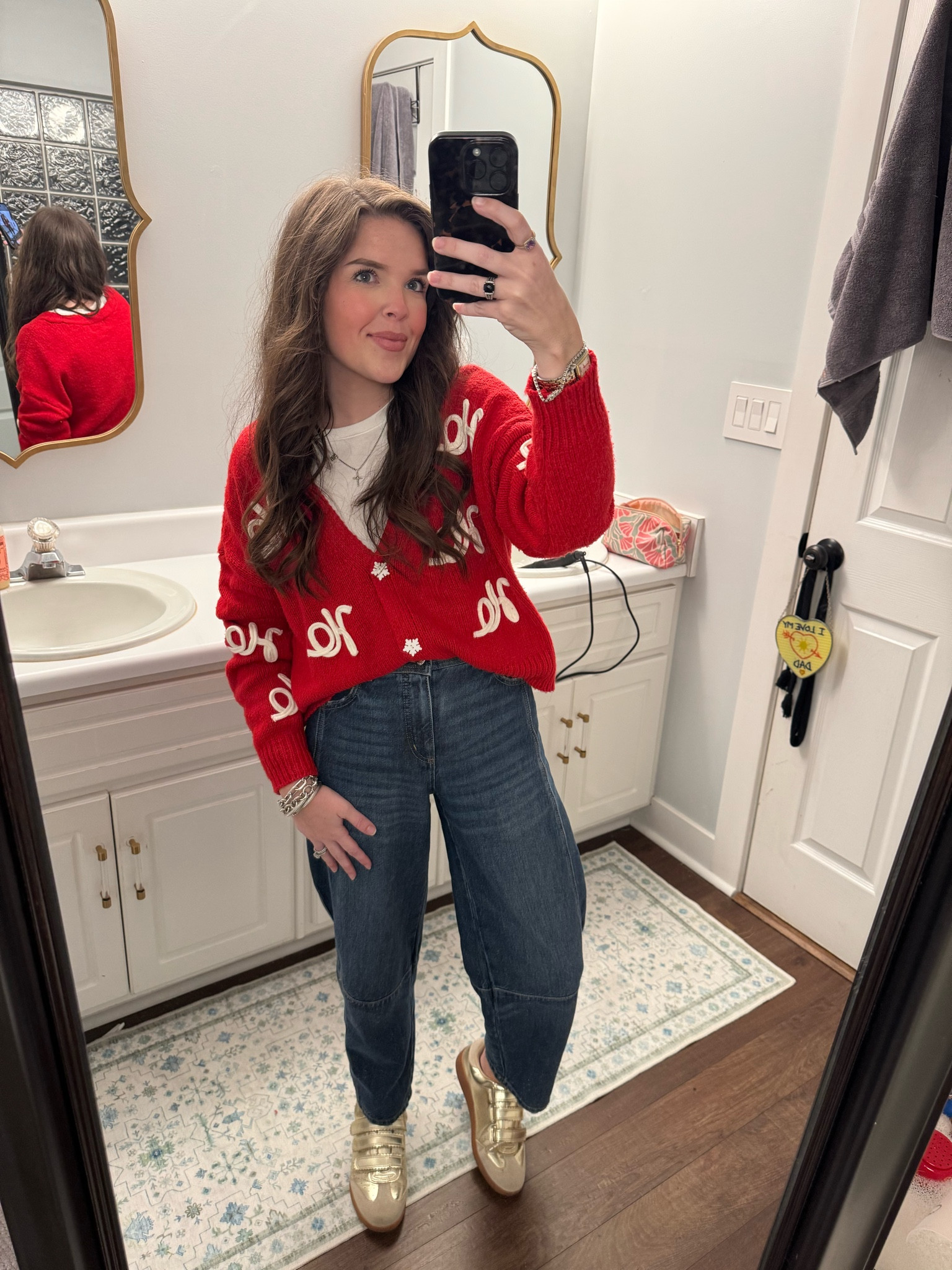 Walmart has done it again! Sweater is under $20!!! 5ft 115 lbs and in an XL (Juniors)

#LTKfindsunder100 #LTKfindsunder50 #LTKSeasonal