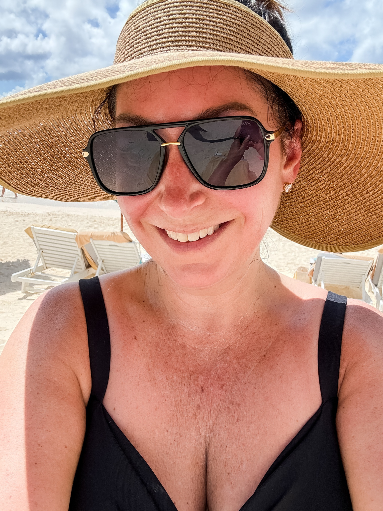 My new packable hat and sunnies kept me cool on the beach Perfect summer accessories! #beachvibes #sunnydays 

 

#LTKSeasonal #LTKSwim #LTKTravel