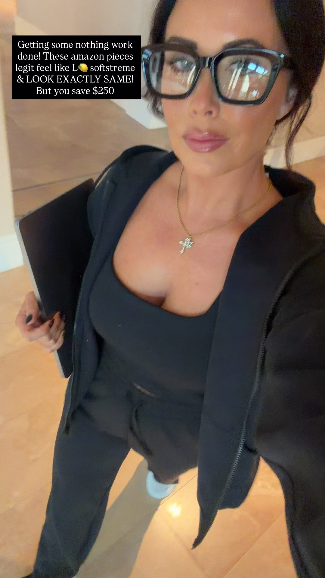 Easy athleisure outfits that take you from workouts to errands! These leggings, shorts, jackets, and supportive tops are cute and comfortable.
#Athleisure #WorkoutOutfit #Activewear #LeggingsOutfit #LTKFitness