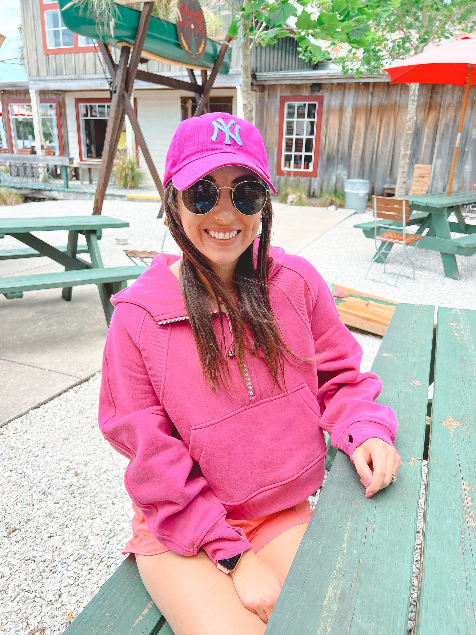 Lululemon scuba hoodie in pink lychee (xs s) with hotty hot shorts in raspberry cream (size 6)



#LTKFind #LTKfit #LTKunder100