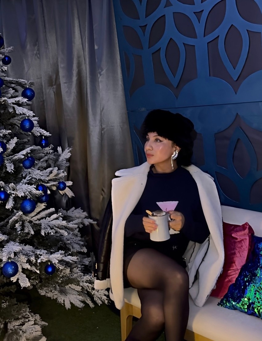 Holiday Date Outfit Idea 🎁 

#LTKHoliday #LTKSeasonal #LTKPetite