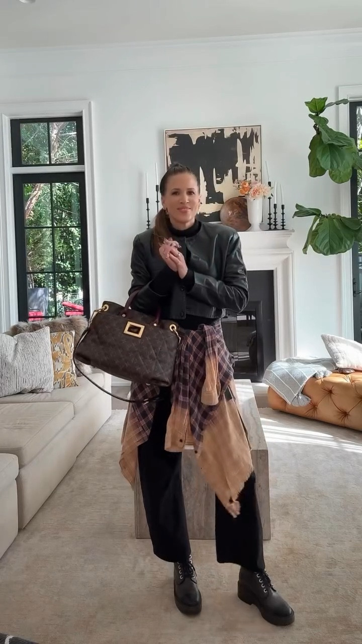 “How to tie a shirt around your waist.” This is one of the hottest styles seen on the cool girl street style content lately. I think why it is a trending Fall and winter style hack is because it adds texture, pattern and ease to a perfect cool casual outfit. I also think it’s a practical option, I can’t tell you how many times I have actually put it on under a coat in times where I’ve needed more warmth. For more style advice, comment below any questions you have for me! #styleadvice #flannelshirt #StreetStyle #FashionAdvice #winterstyleinspo #fashionhaul #FashionHaul  #WinterStyle #OOTD #FashionInspo #CozyVibes #StyleInspo #WardrobeEssentials #TrendyLooks #SeasonalStyle #FashionBlogger #OutfitIdeas #StreetStyle #ChicOutfits #FashionAddict #Layering #winterWardrobe #WinterWardrobe #FashionTrends #CasualChic #FashionDiaries #StyleGoals #FashionLovers #InstaFashion