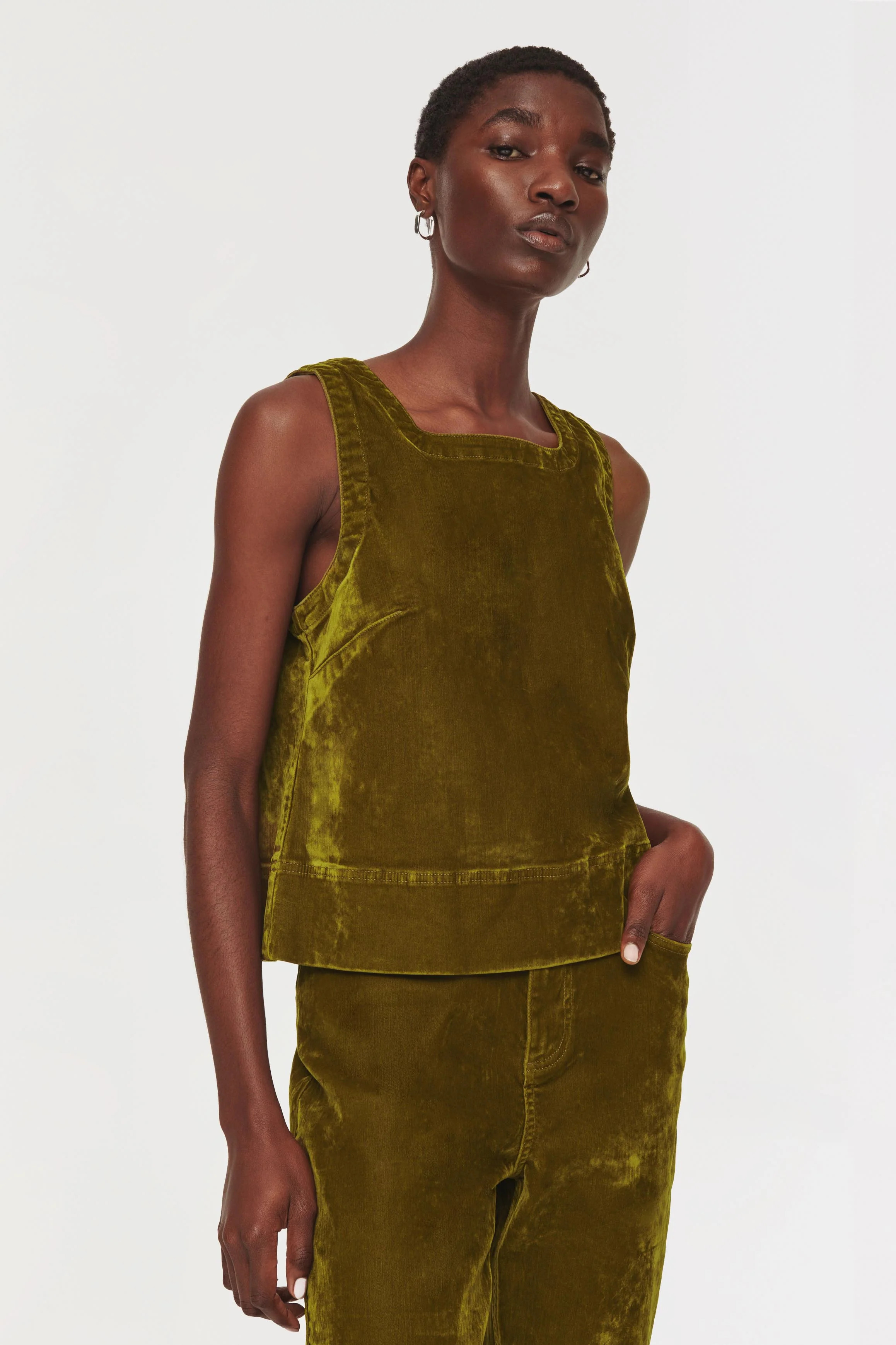 ALIGNE Velvet Square Neck Top - Green | Meg | ALIGNE USA