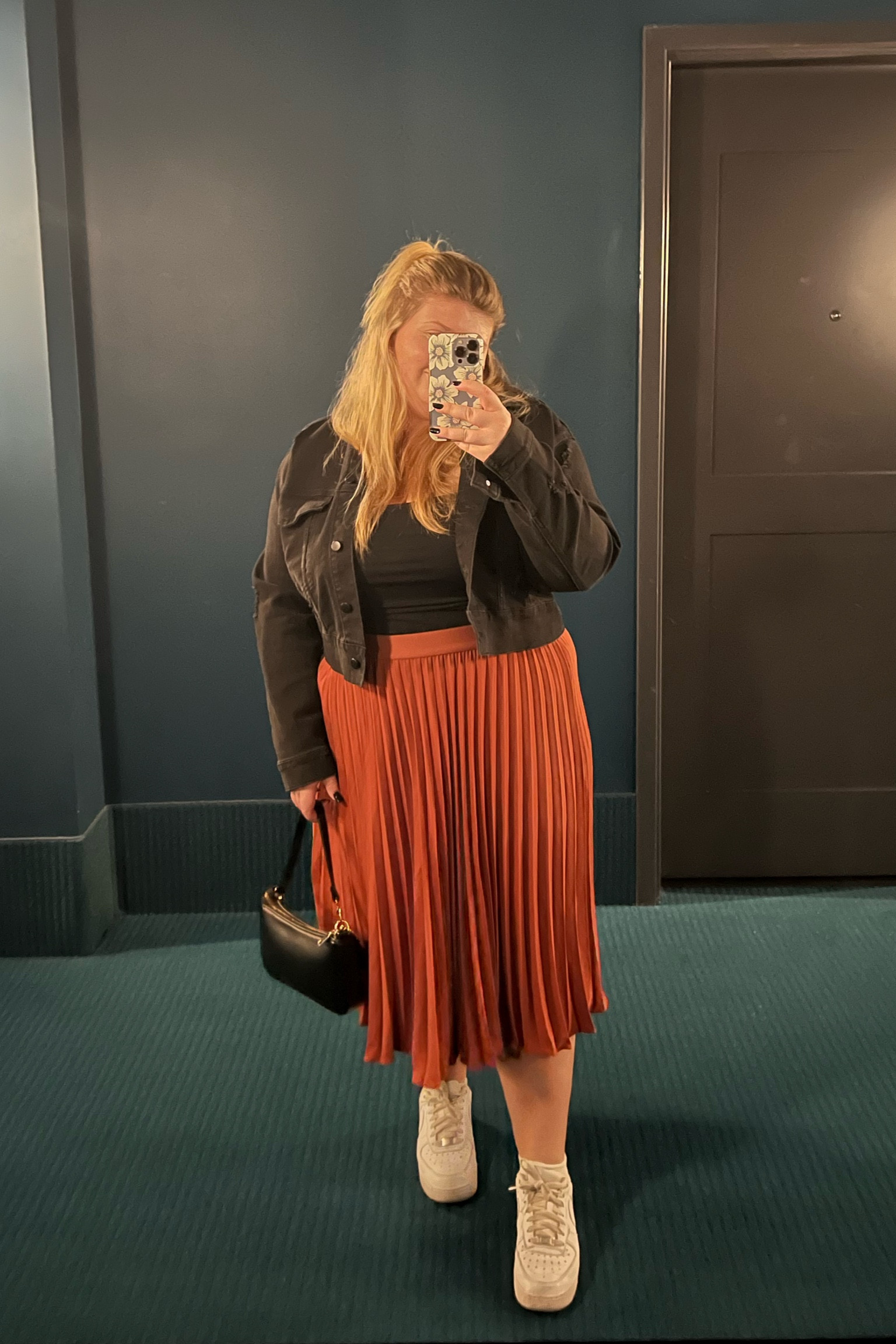 Perfect plus size night out outfit #plussize #midsize #plussizebodysuit #midsizebodysuit #plussizegoingoutoutfit #plussizeskirt 

#LTKcurves #LTKfit #LTKunder50