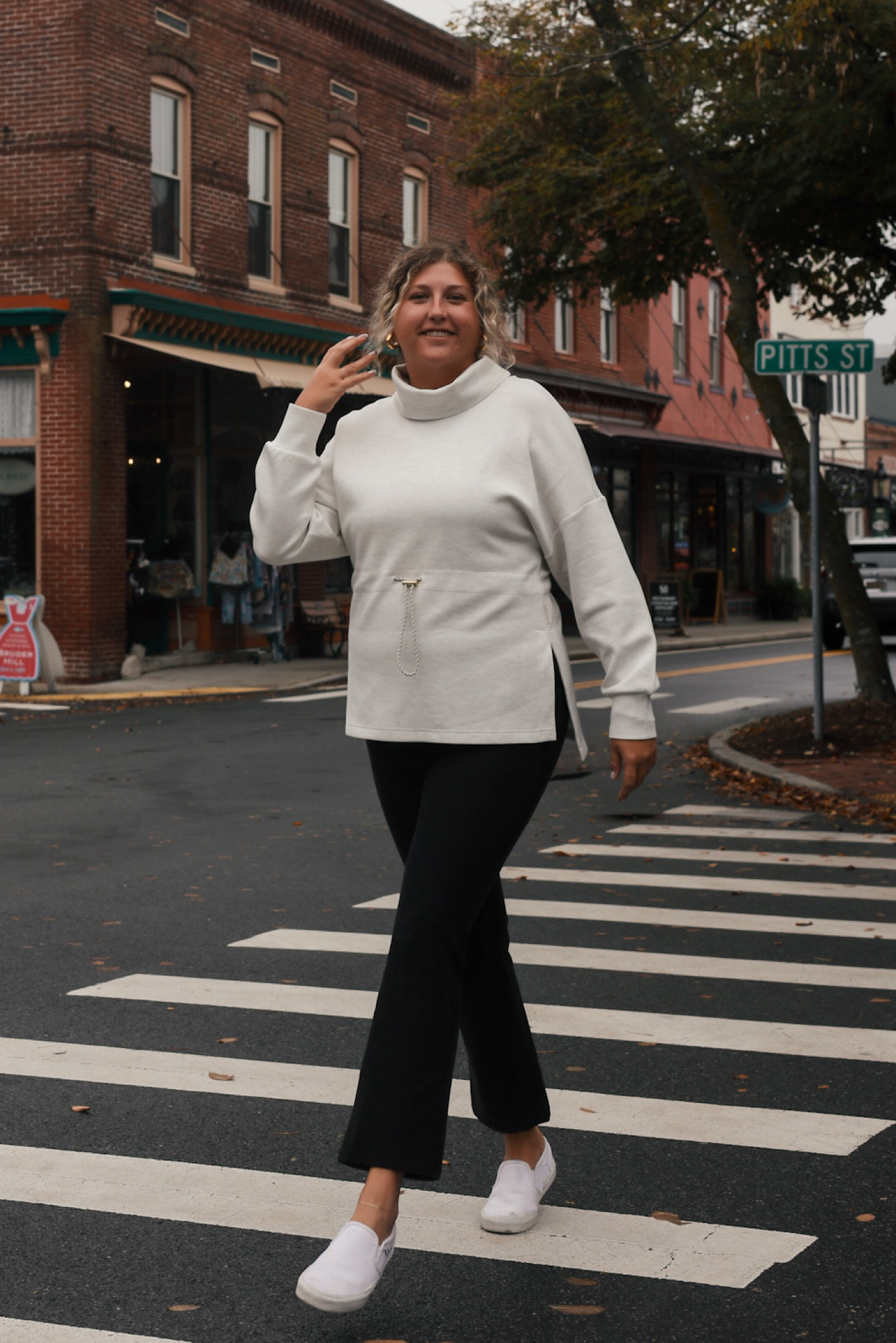 Perfect casual fall outfit! I love this sweatshirt from Varley- the wait tie give it some great shape. Beyond Yoga is always a favorite for pants- so comfortable and supportive. This would also be a great travel outfit! 

#LTKtravel #LTKmidsize #LTKstyletip