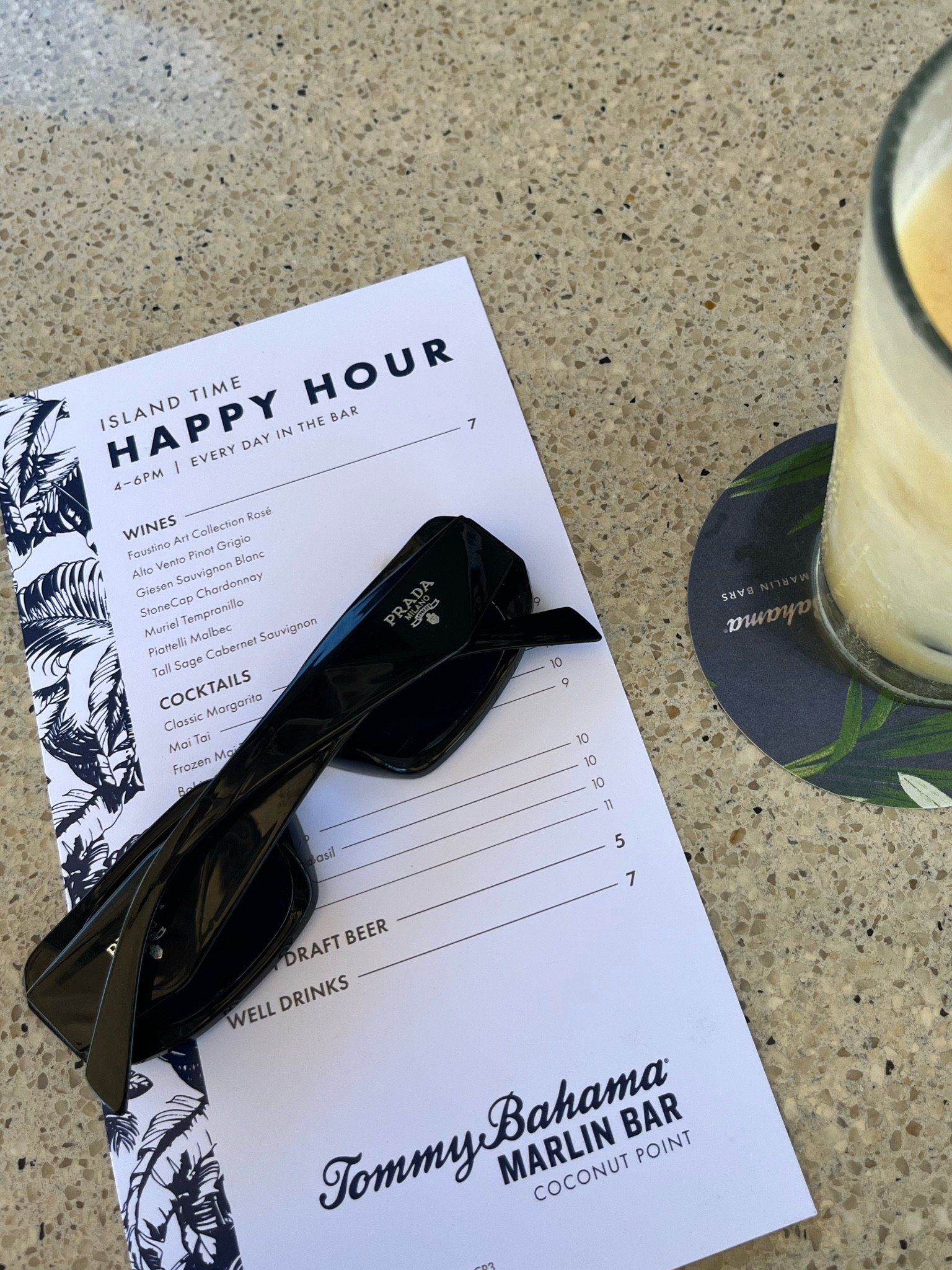 Prada sunglasses 🖤

#LTKtravel #LTKstyletip #LTKgiftguide