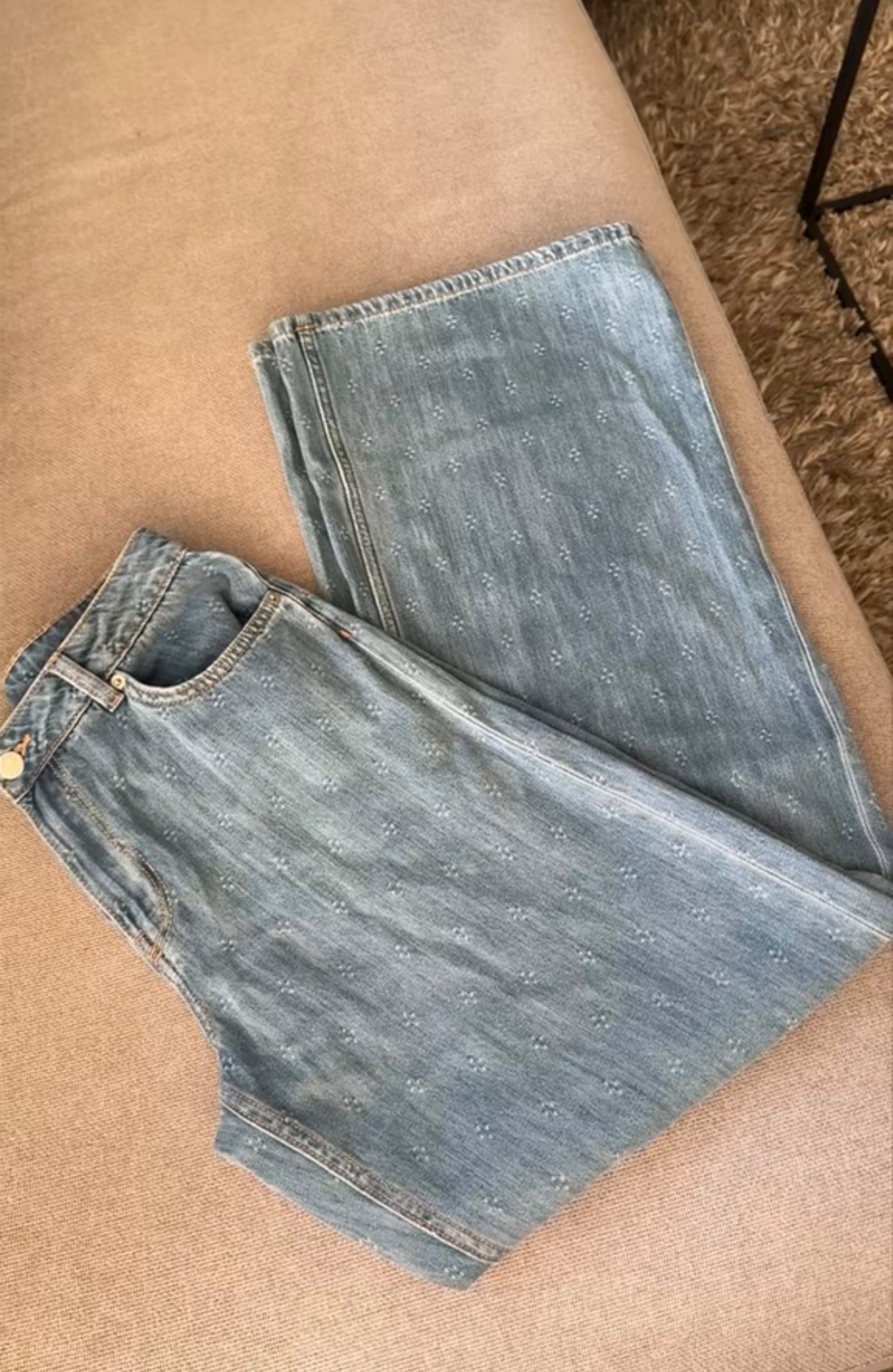 The viral H&M Jeans!!

#LTKstyletip #LTKworkwear