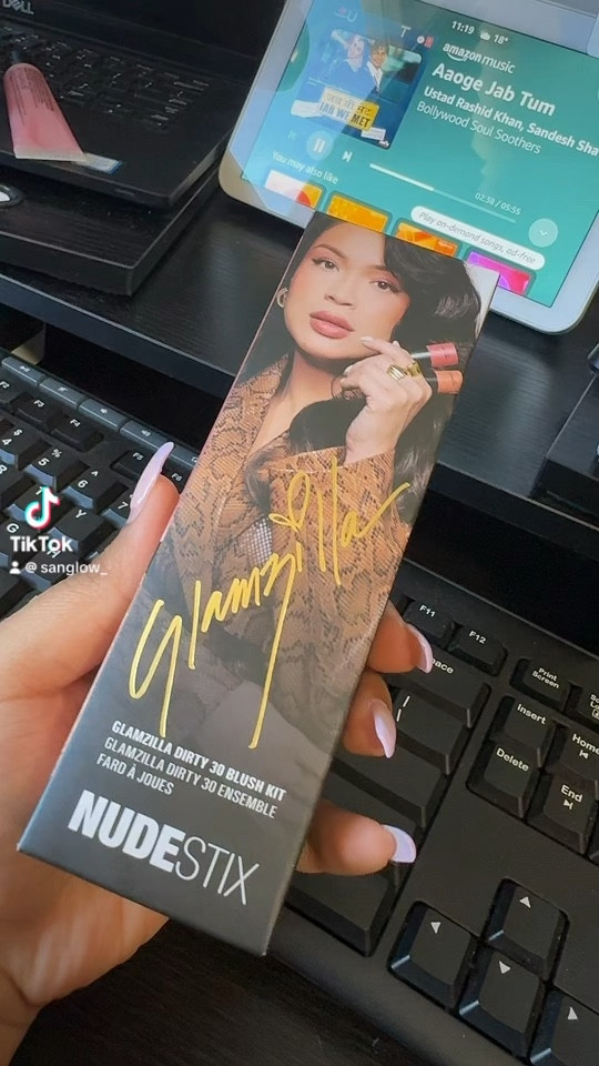 "Unleash your inner glow with the Nudestix x Glamzilla collection! Effortless beauty meets bold vibes—get ready to slay all day! ✨"

#LTKcanada #LTKbeauty #FashionMonth