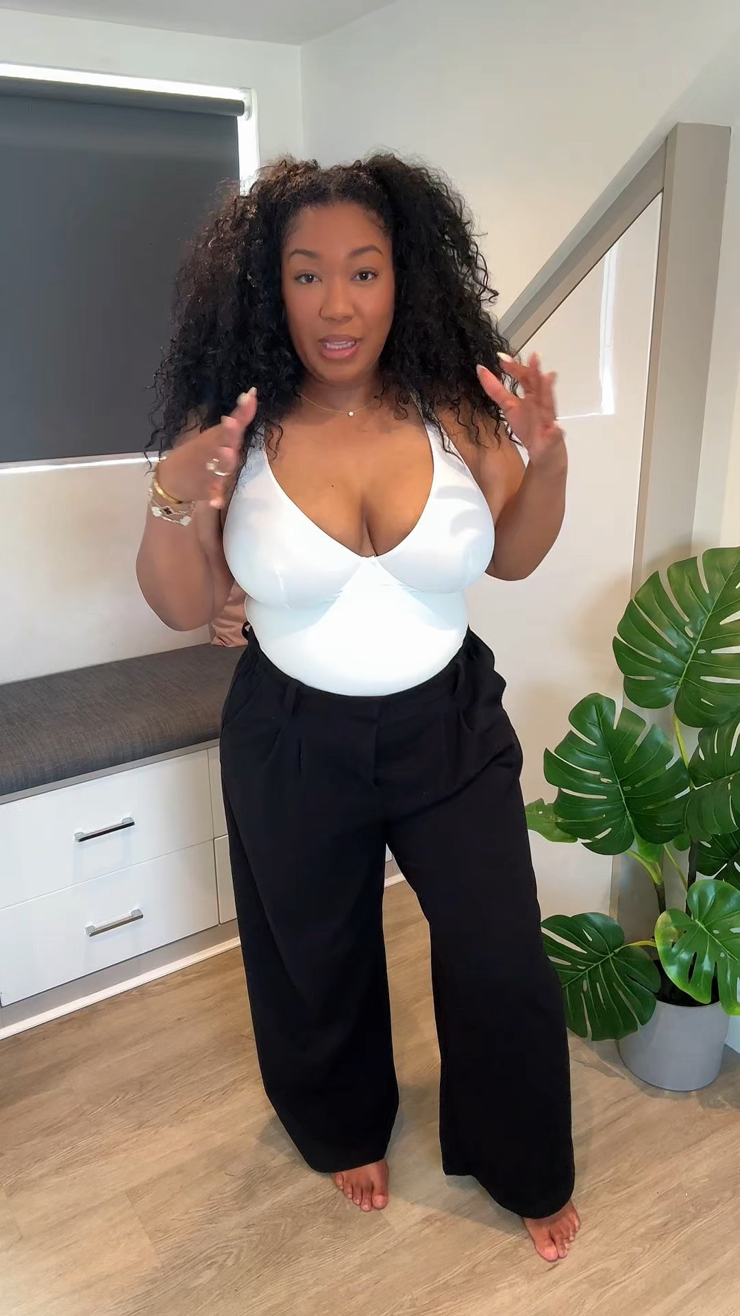 I’m wearing a size xl in the bodysuit

#LTKSaleAlert #LTKPlusSize #LTKMidsize