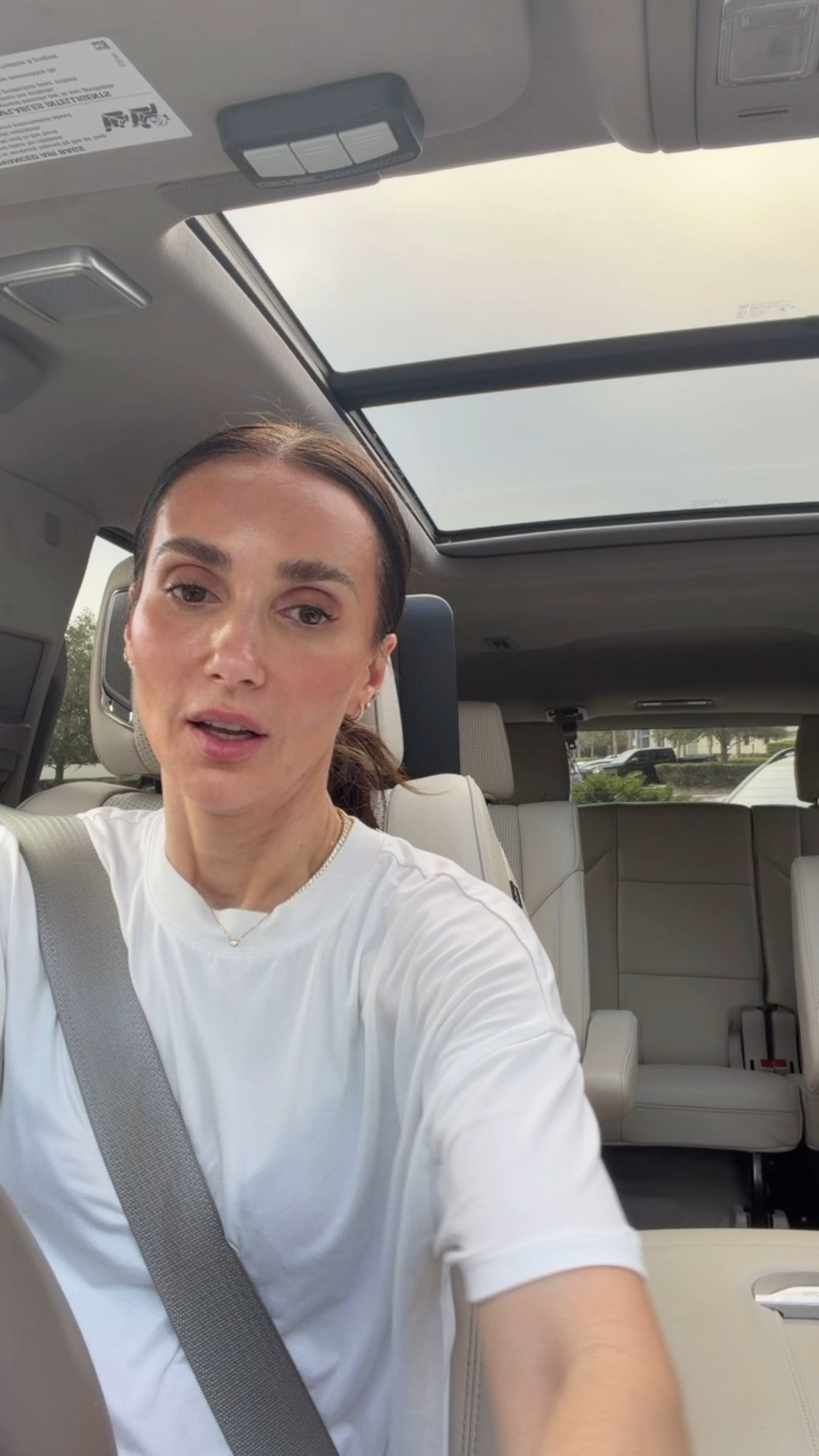 The best workout tee, classic white tee . I’ve had mine for a year - looks great wash after wash

#LTKgrwm #LTKOver40 #LTKActive