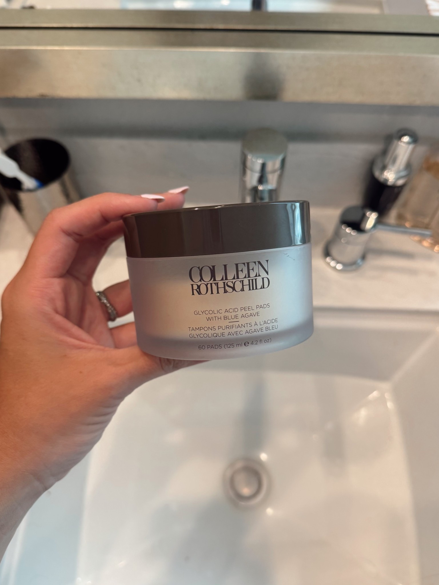 The BEST resurfacing pads! My skin literally looks like glass using this even before I put the rest of my skincare on🤌🏼

#LTKBeauty #LTKselfcare #LTKmomlife