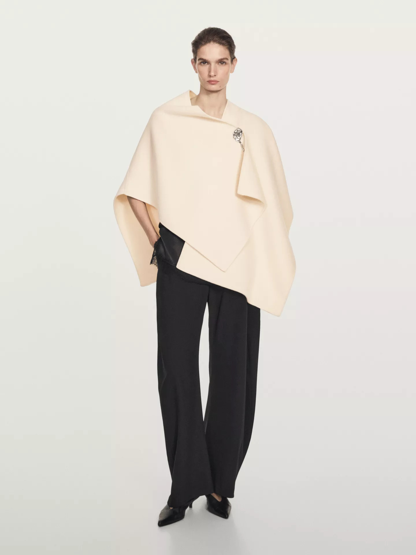 Cape en drap de laine mélangée | Massimo Dutti FR
