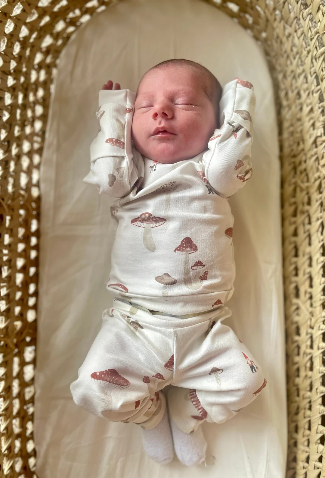 Baby Outfit/gender Neutral Baby Outfit/mushroom Gnome Print/newborn Coming Home Outfit/baby Boy/b... | Etsy (US)