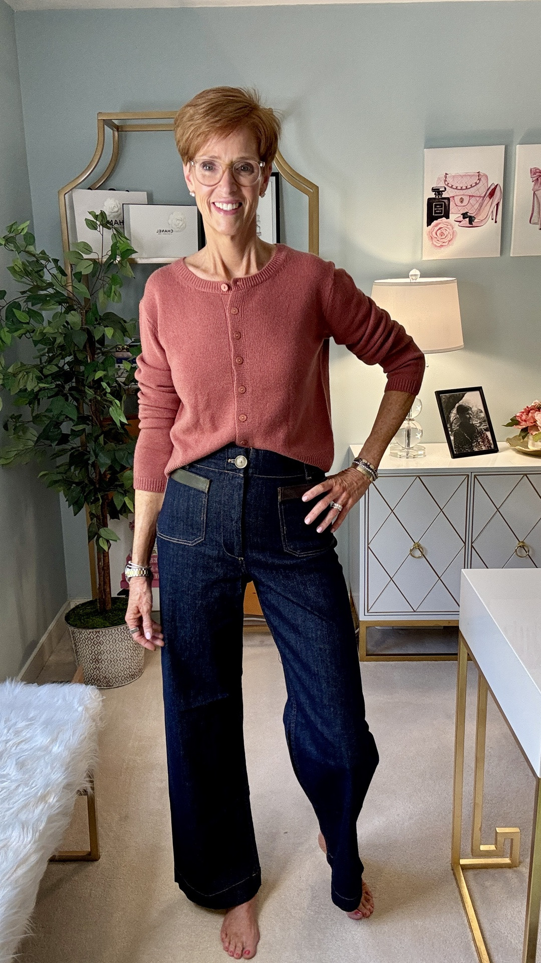 Fall Anthropologie At-Home Try-On

Four fall arrivals. But which ones are actually worth keeping?

Want the links sent to you? Comment SHOP and I’ll DM them!

I tried everything on at home so you can see how these pieces look as real outfits — from an easy burgundy midi dress and a brown cardigan with wide-leg jeans to cashmere with dark-wash denim and a brown polka-dot midi dress.

And this is exactly how I want to approach fall shopping: not just showing you what’s new, but helping narrow down what’s actually worth adding to your closet.

Now I need your vote. Which look wins: 1, 2, 3 or 4?

Save this for fall outfit inspiration, share it with a friend who’s shopping for fall, and follow for more classic everyday style, try-ons and outfit ideas for women 40+.

#FallOutfitIdeas #ClassicStyle #StyleOver40 #TallWomenStyle

#LTKootd #LTKOver40 #LTKTall