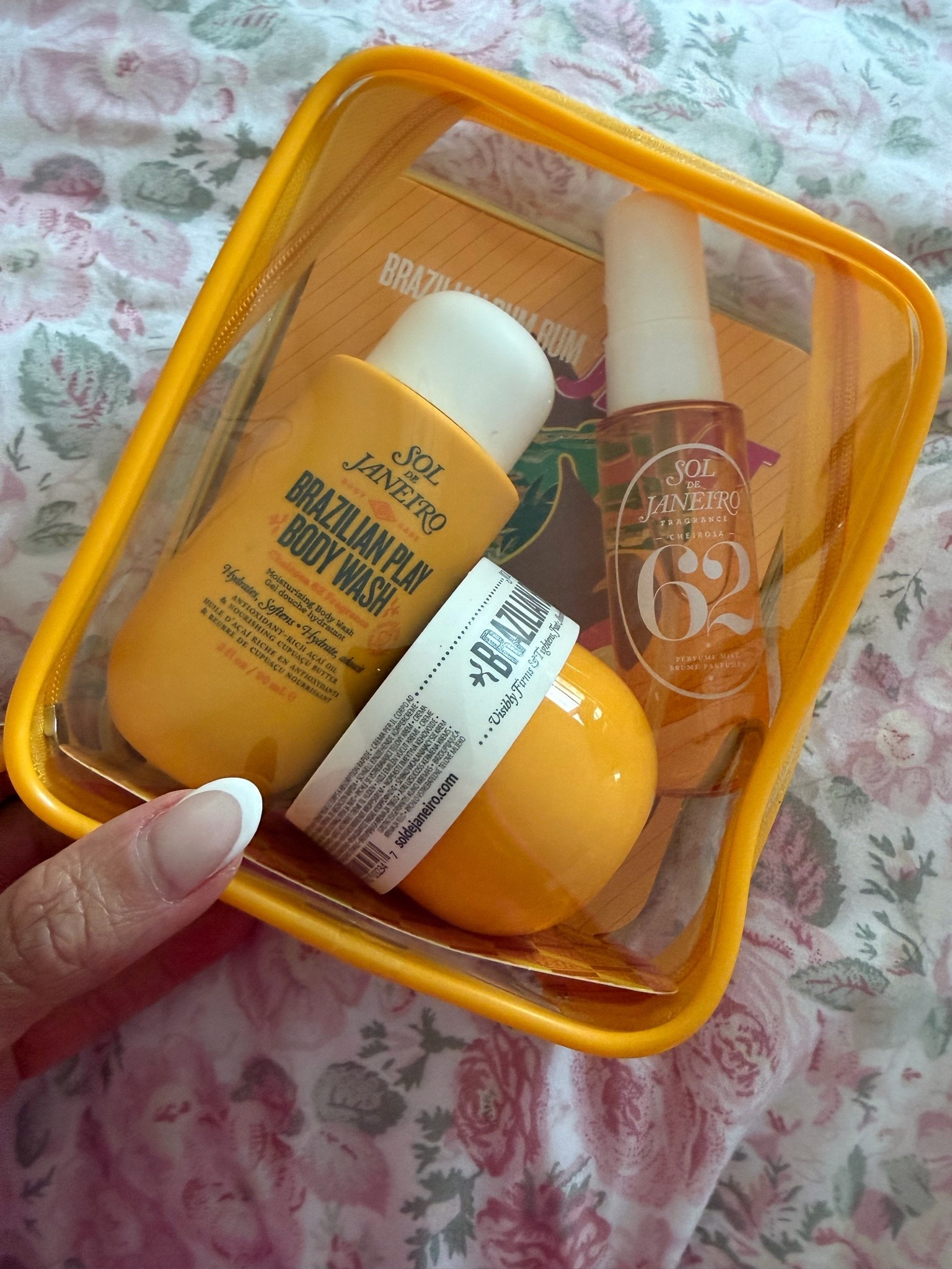 I can’t live without my Sol De Janeiro Bum Bum Set, specially for traveling. This scent is my favorite.
#soldejaneiro

#LTKBeauty #LTKselfcare #LTKdayinmylife