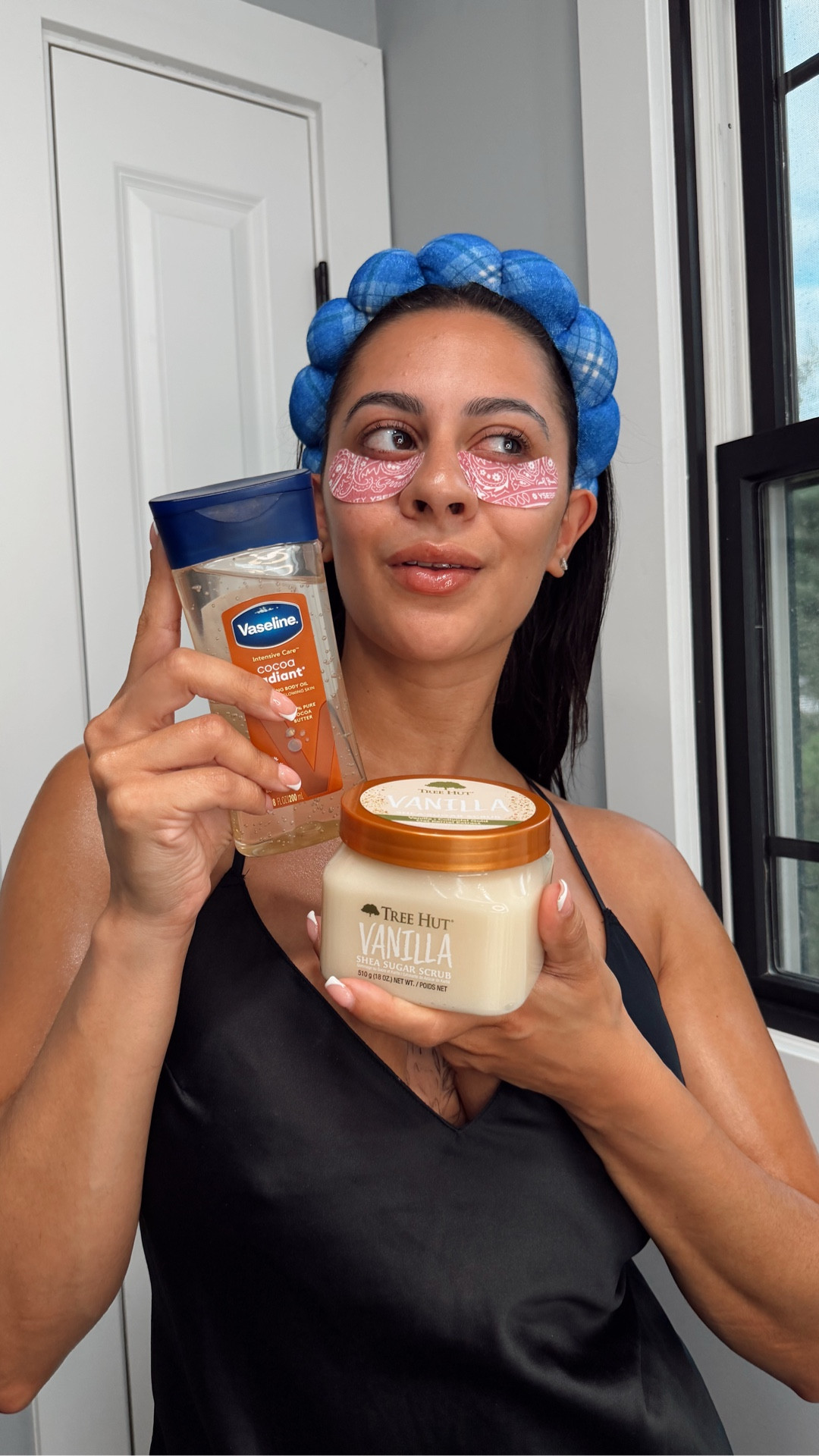 My full body care routine for soft, glowing skin ✨
From exfoliating scrubs to hydrating body lotion and glow oils, these are my go-to shower and body care products that keep my skin smooth all year long. Shop my full routine below

#LTKBeauty #LTKSeasonal #LTKFindsUnder50