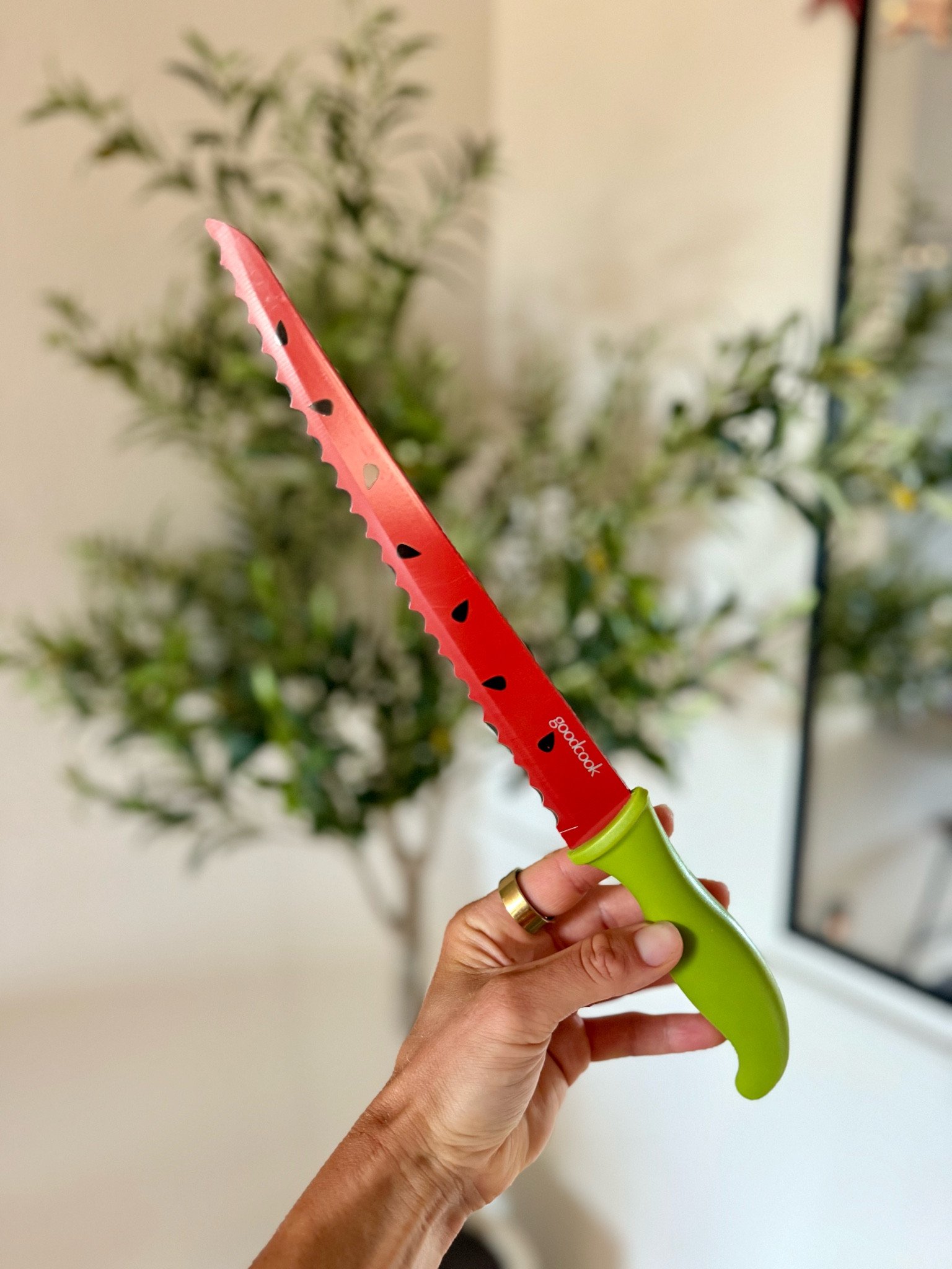 Cuts watermelon Slicing time in half. Pun intended. 

#LTKActive