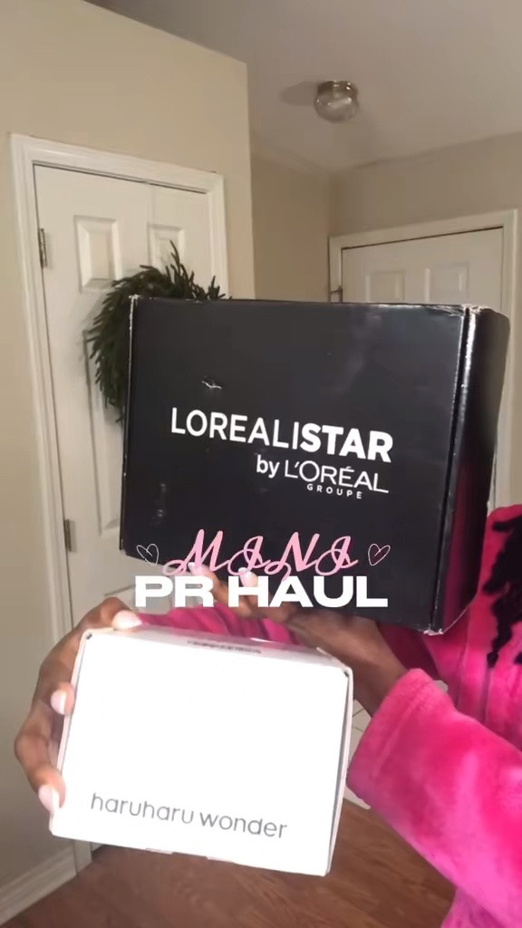 Mini PR Haul 📦💌 
Big thanks to all the amazing brands for sending me these goodies 💋🫶🏽

#LTKBeauty #LTKvlog