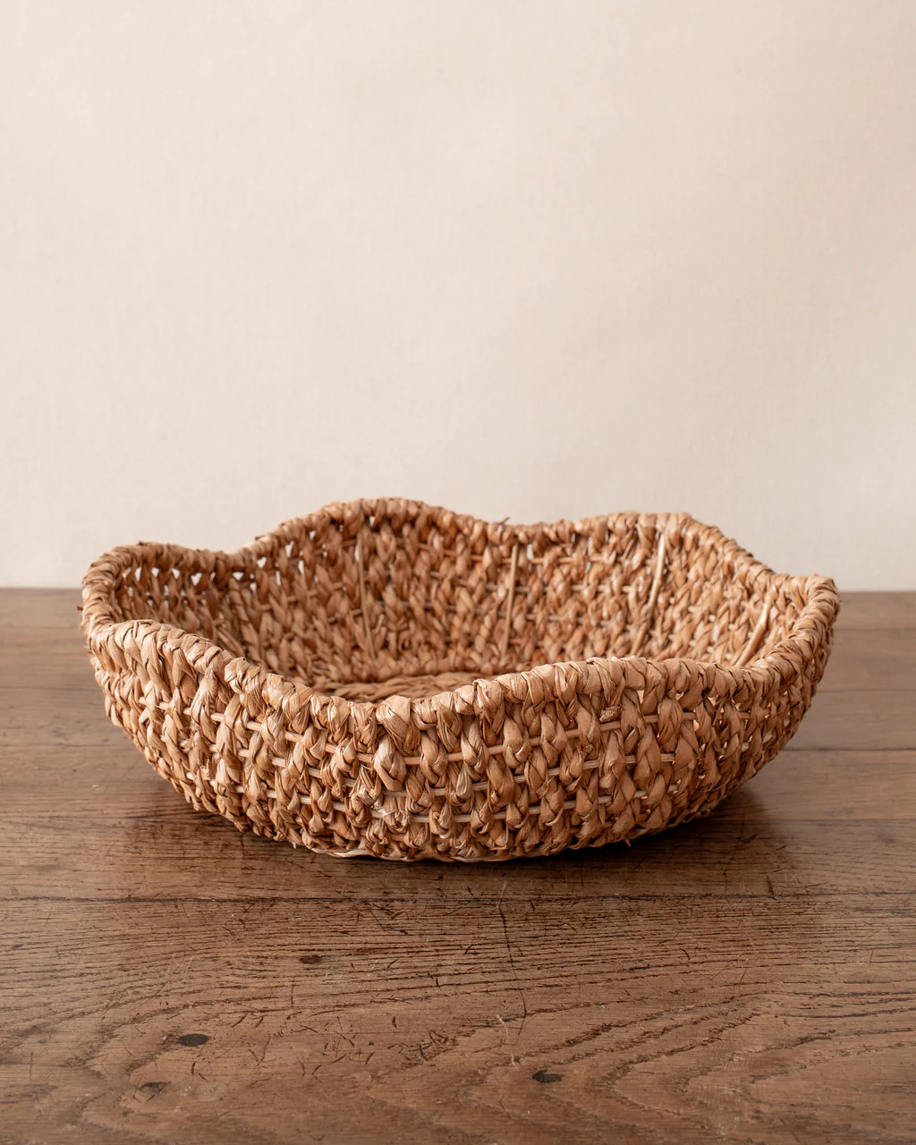 Brynna Scalloped Bowl | The Vintage Rug Shop