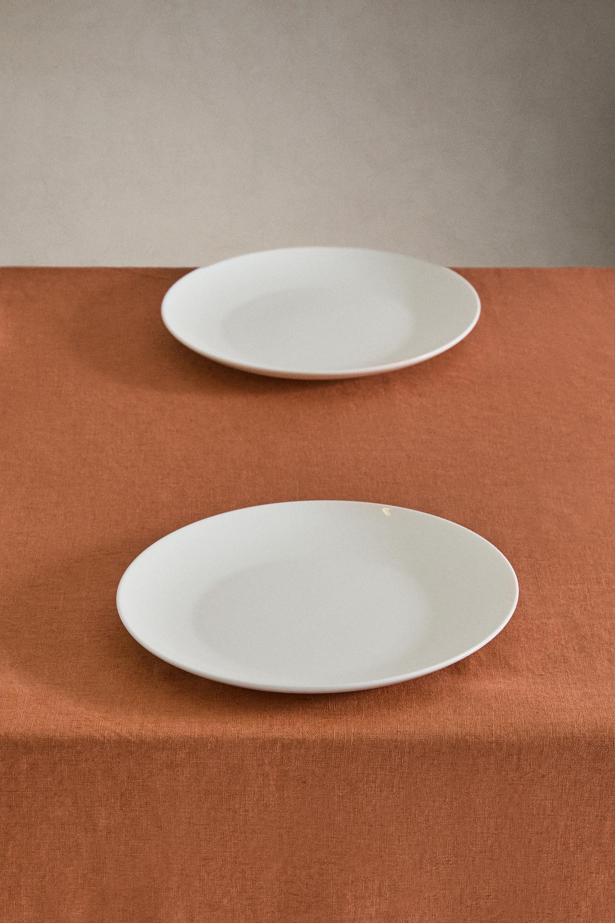 FARBIGE TISCHDECKE AUS LEINEN IM WASHED-LOOK | Zara DE