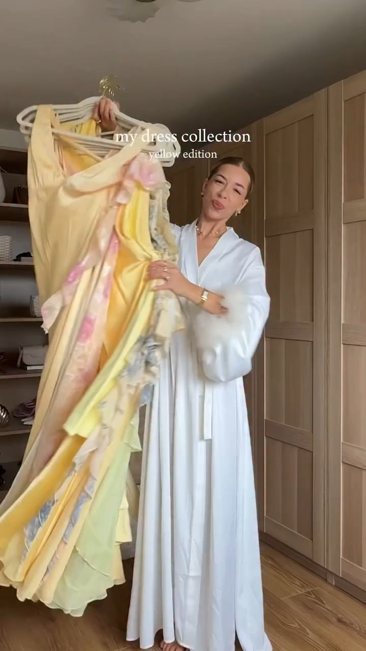 Can you guess my fav colour?🌼🍋 Which is your fav 1-5?

#dresscollection #dressinspo #dressideas #yellowdresses