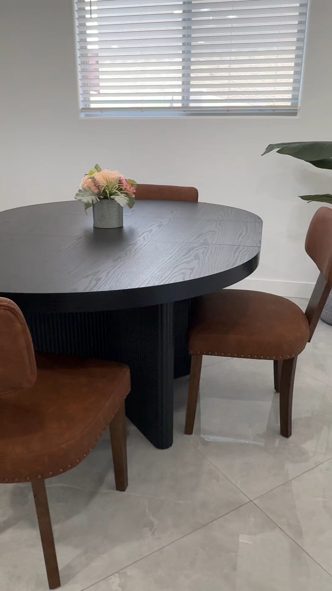 Walmart viral ‘Lilian’ fluted dining table #walmart #kitchentable #diningtable 