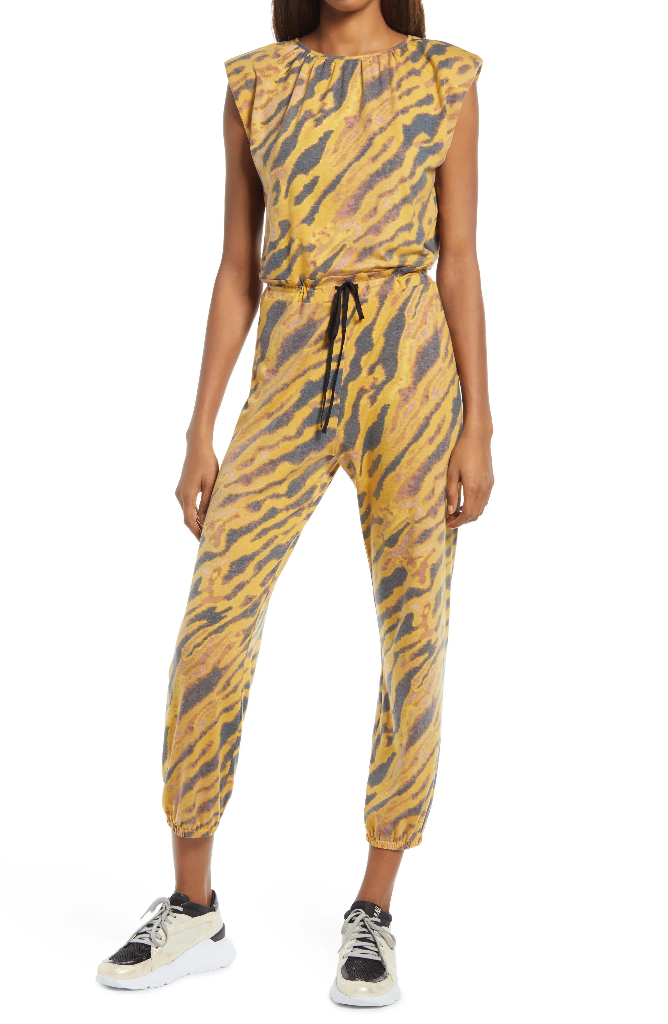 Women's Wayf Hayden Padded Shoulder Jumpsuit, Size Small - Brown | Nordstrom